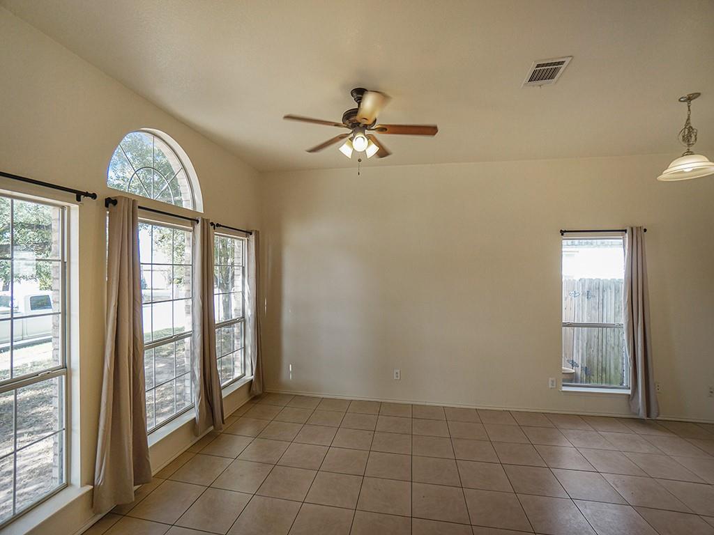 121 Shenandoah Trl Property Photo 3
