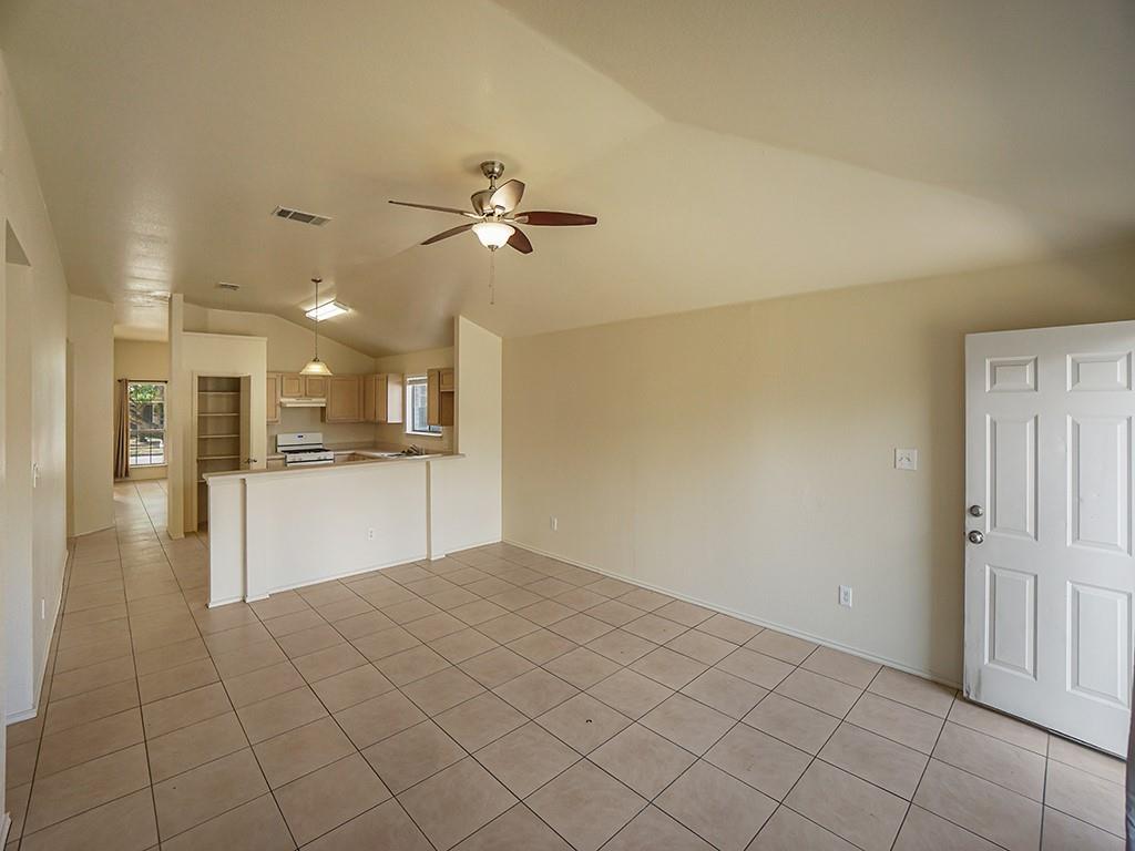 121 Shenandoah Trl Property Photo 4