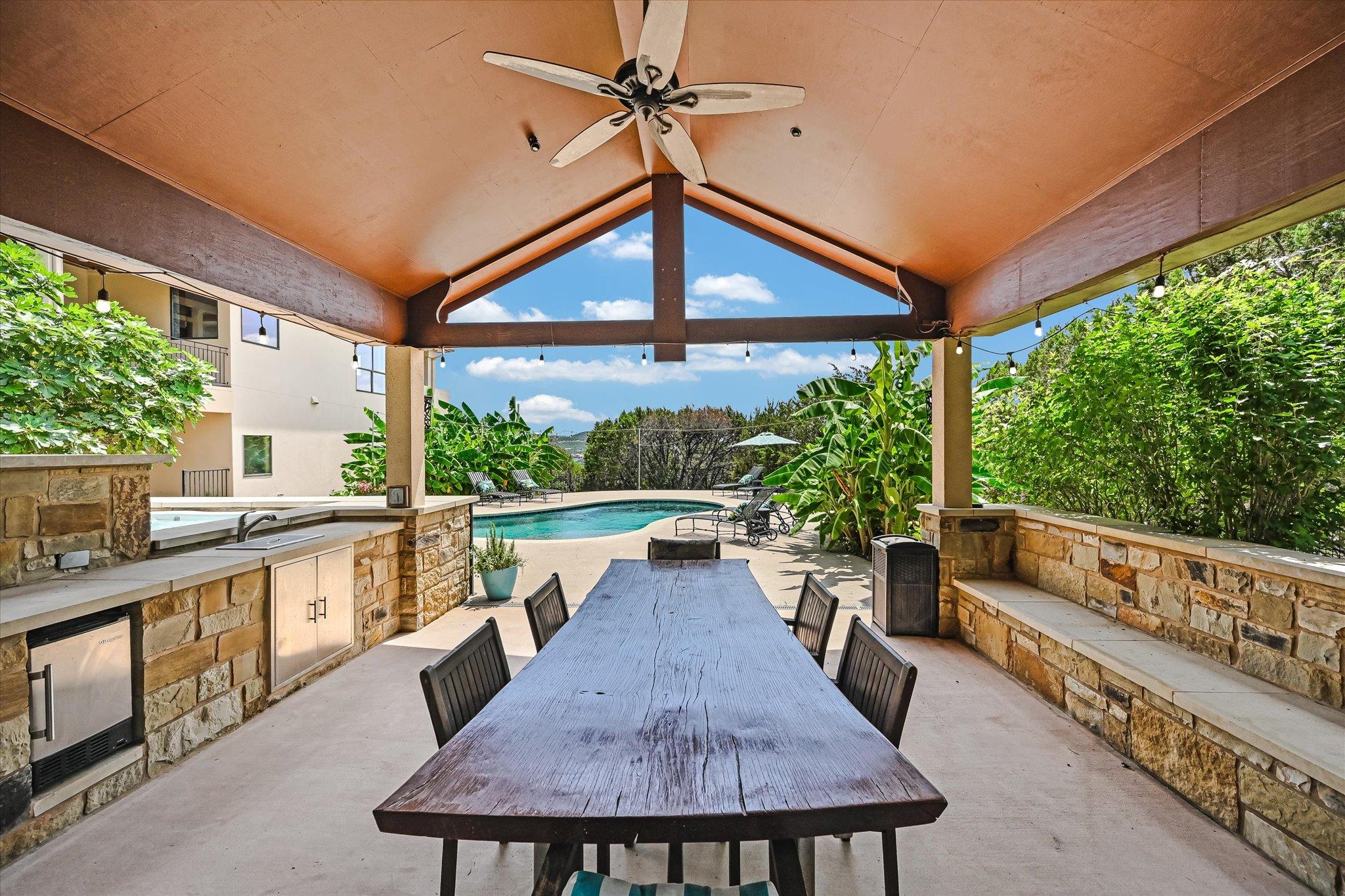 17309 Northlake Hills Dr Property Photo 28