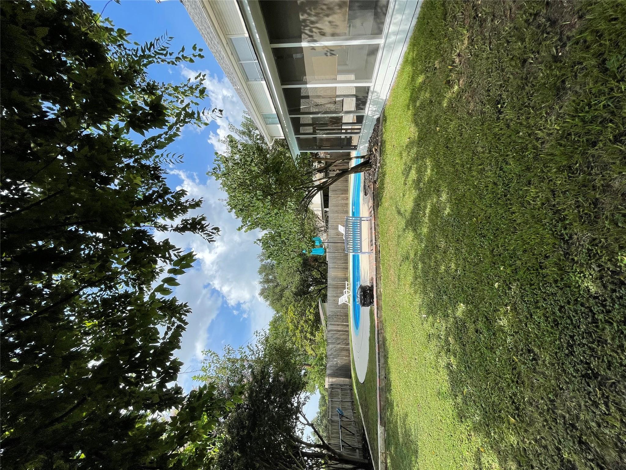 410 Keenland Dr Property Photo 27