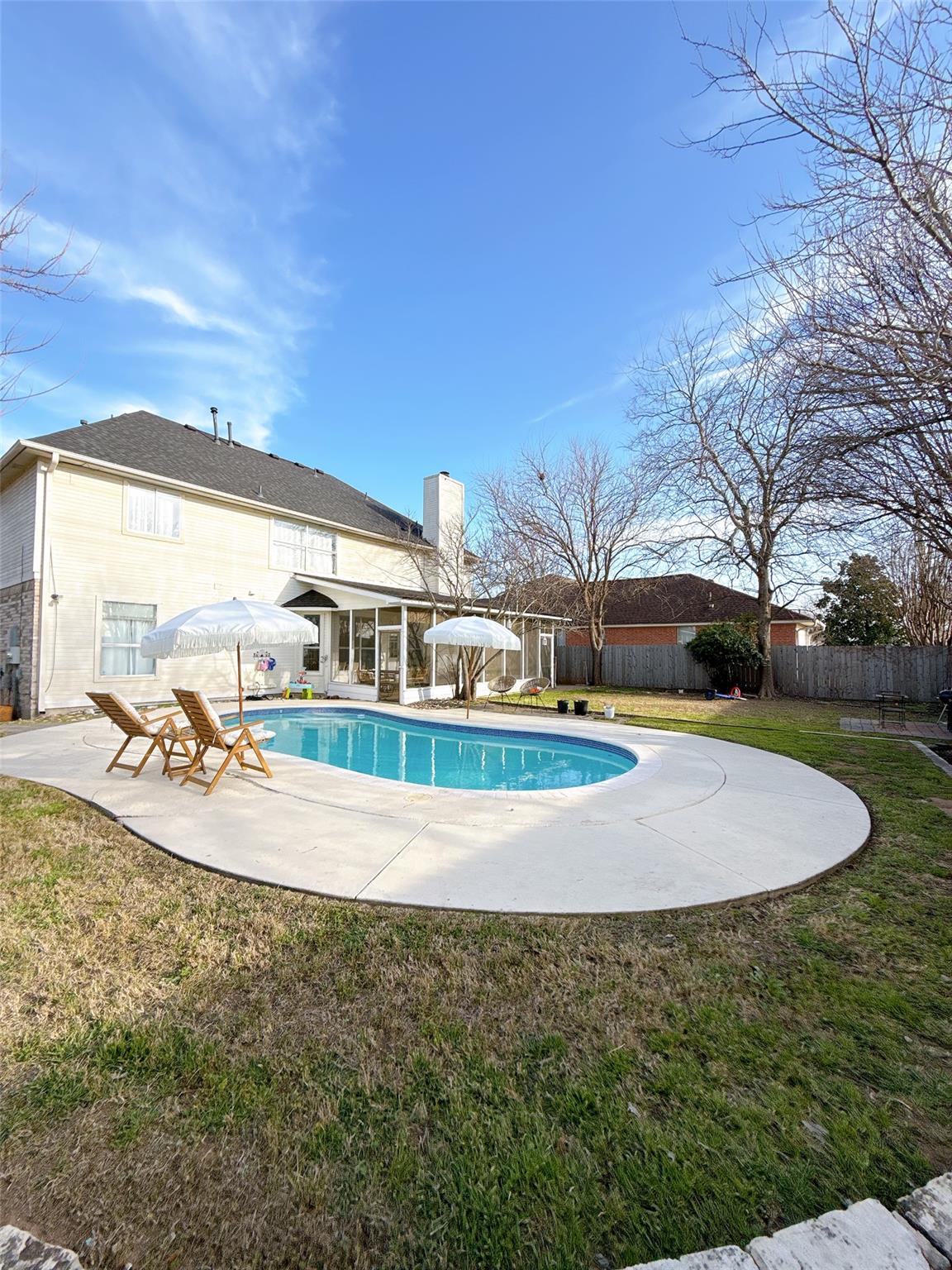 410 Keenland Dr Property Photo 28