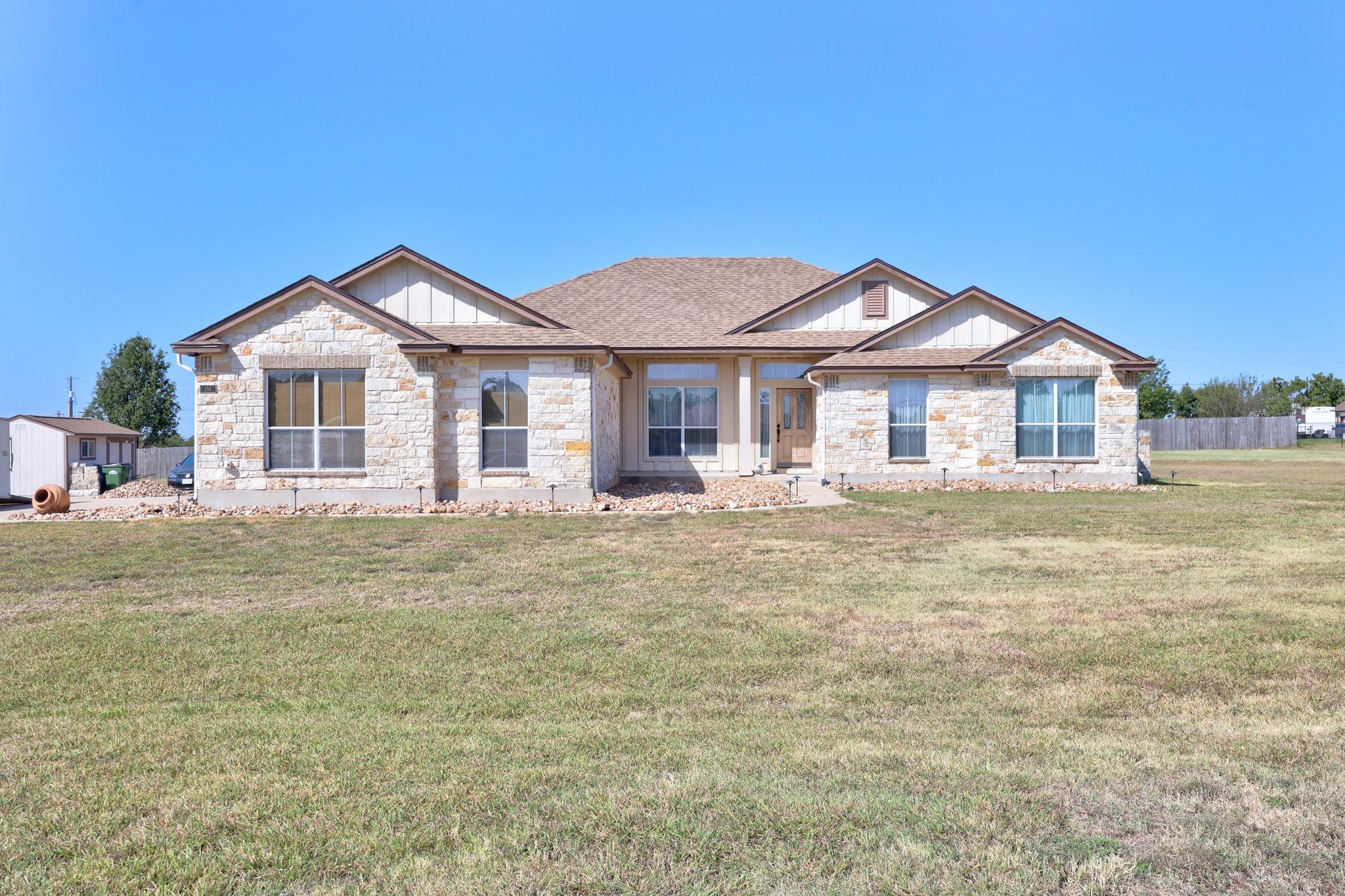 104 S Buckboard None Property Photo 1
