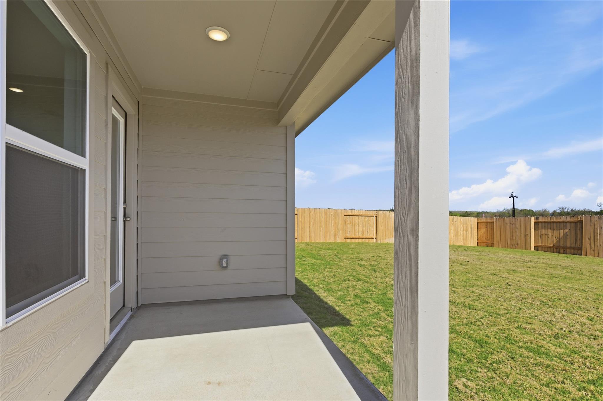 191 Oriole St Property Photo 22