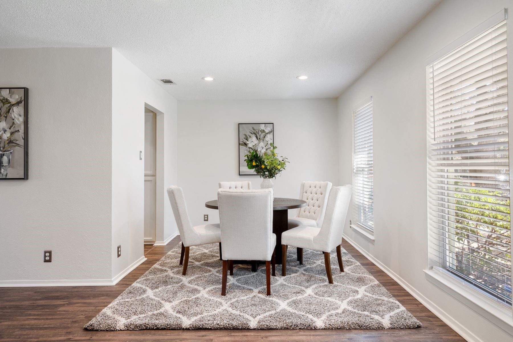 11704 Broad Oaks Dr Property Photo 9