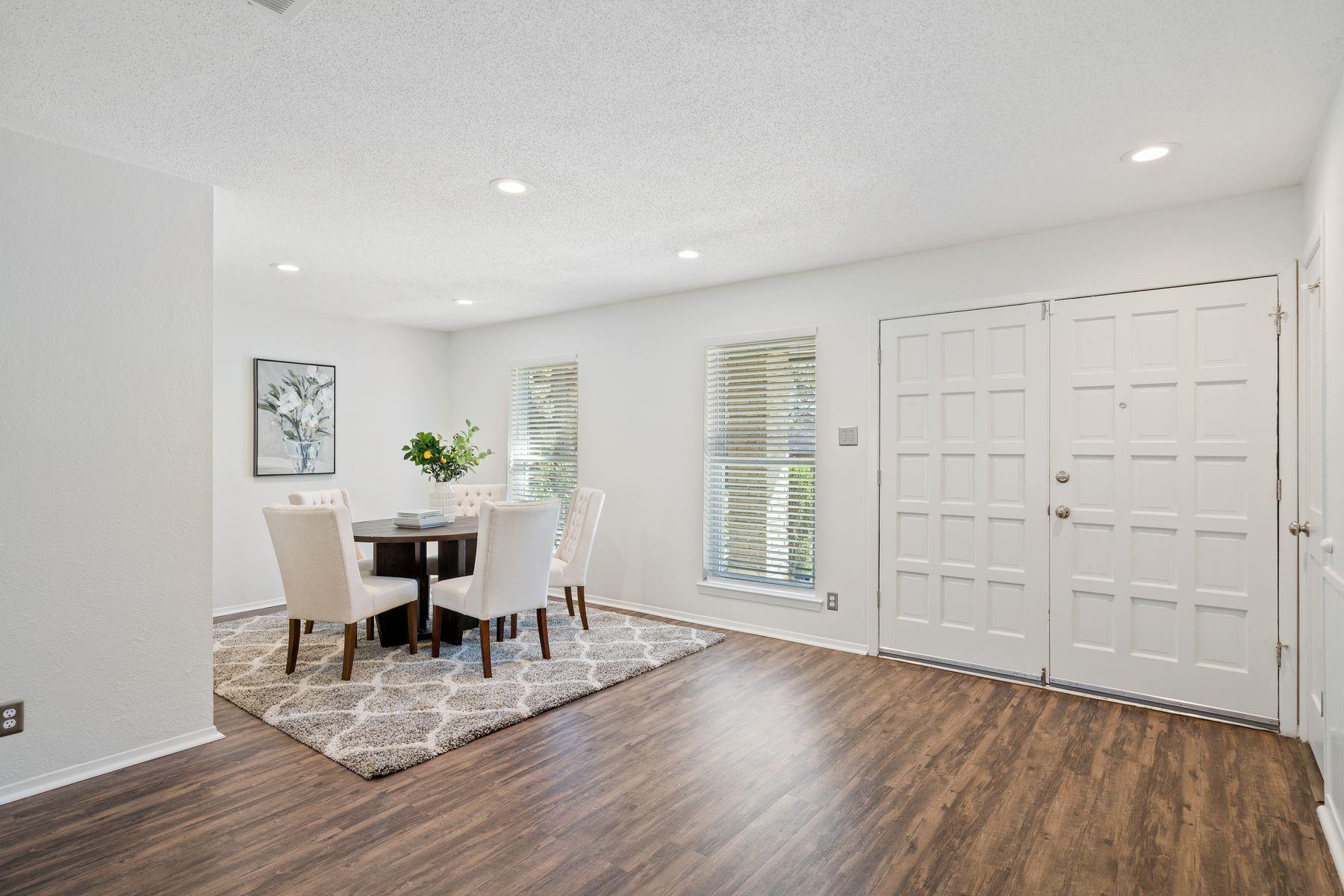 11704 Broad Oaks Dr Property Photo 10