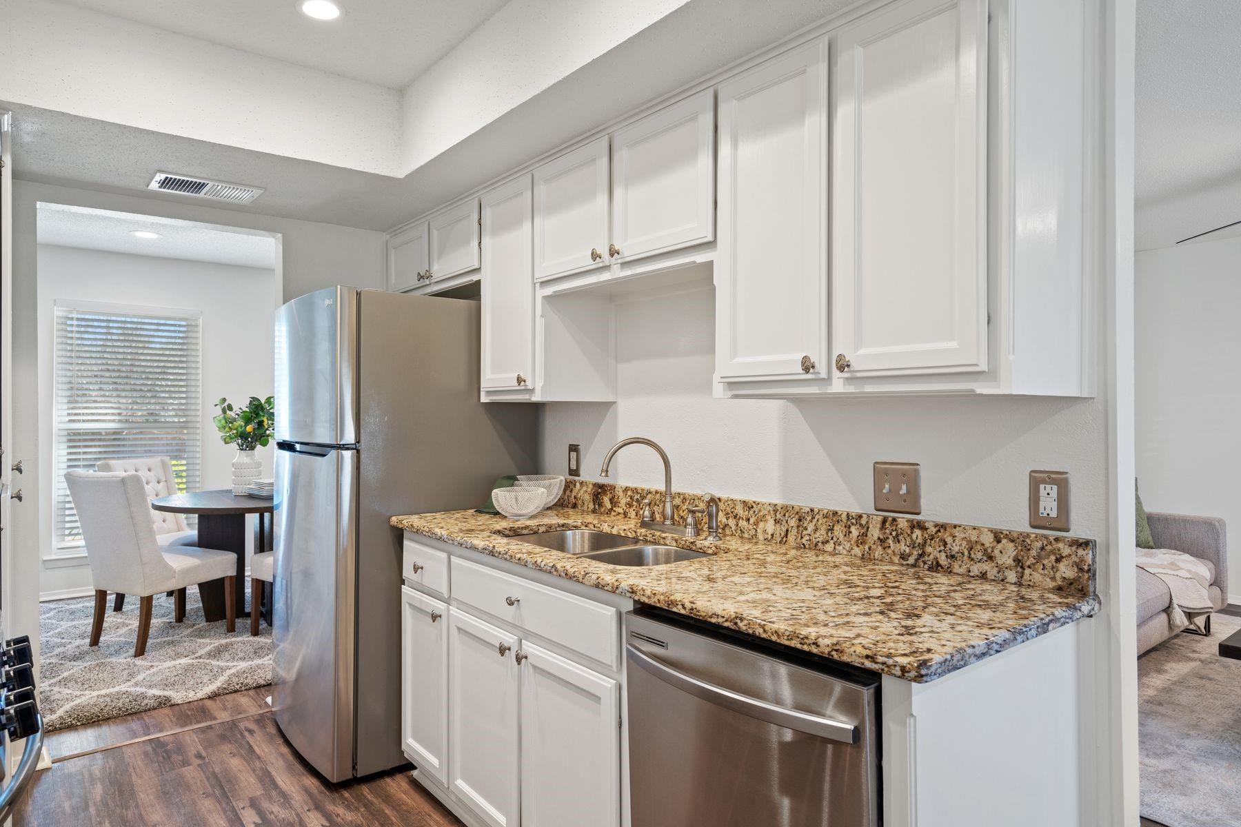 11704 Broad Oaks Dr Property Photo 13