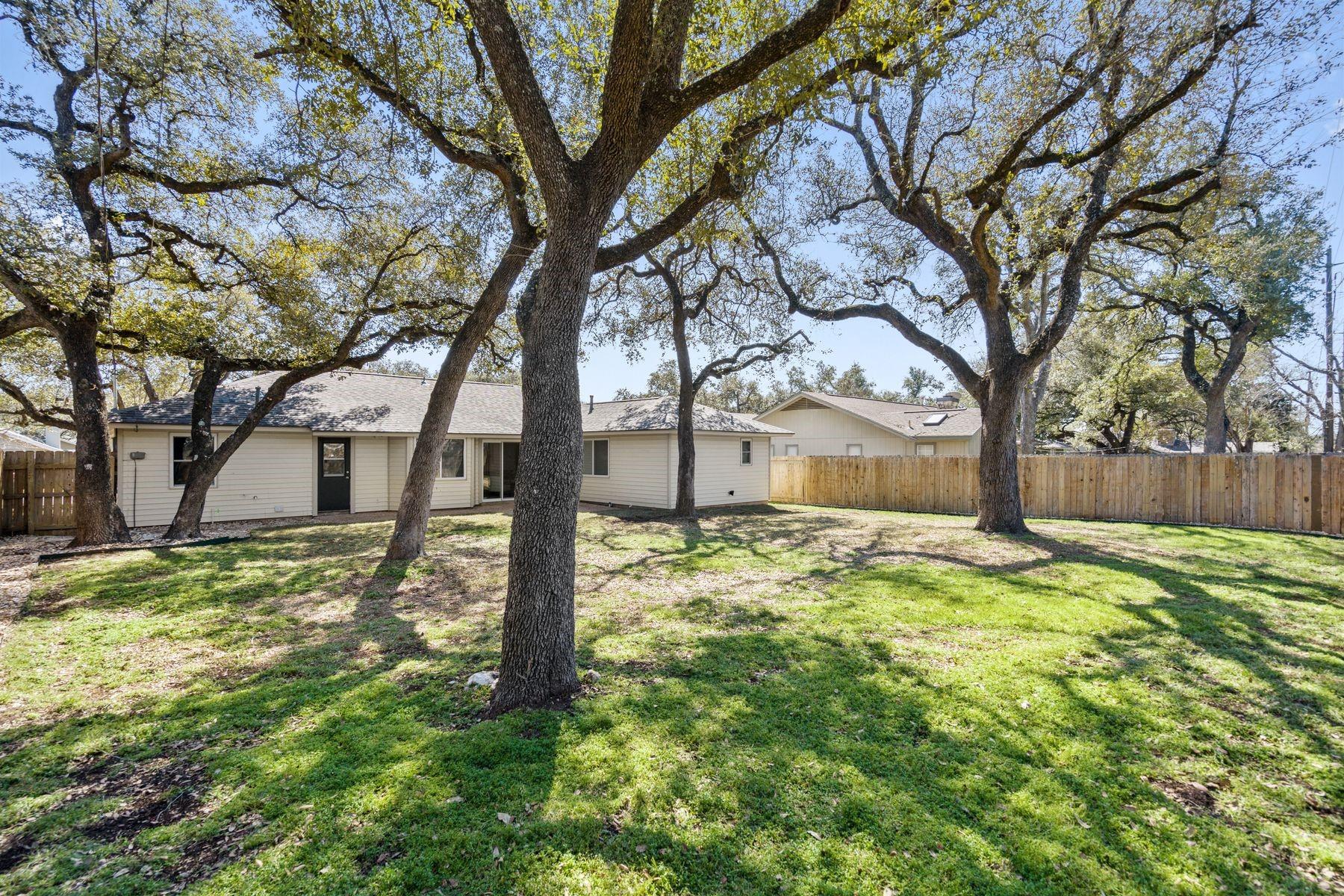 11704 Broad Oaks Dr Property Photo 24
