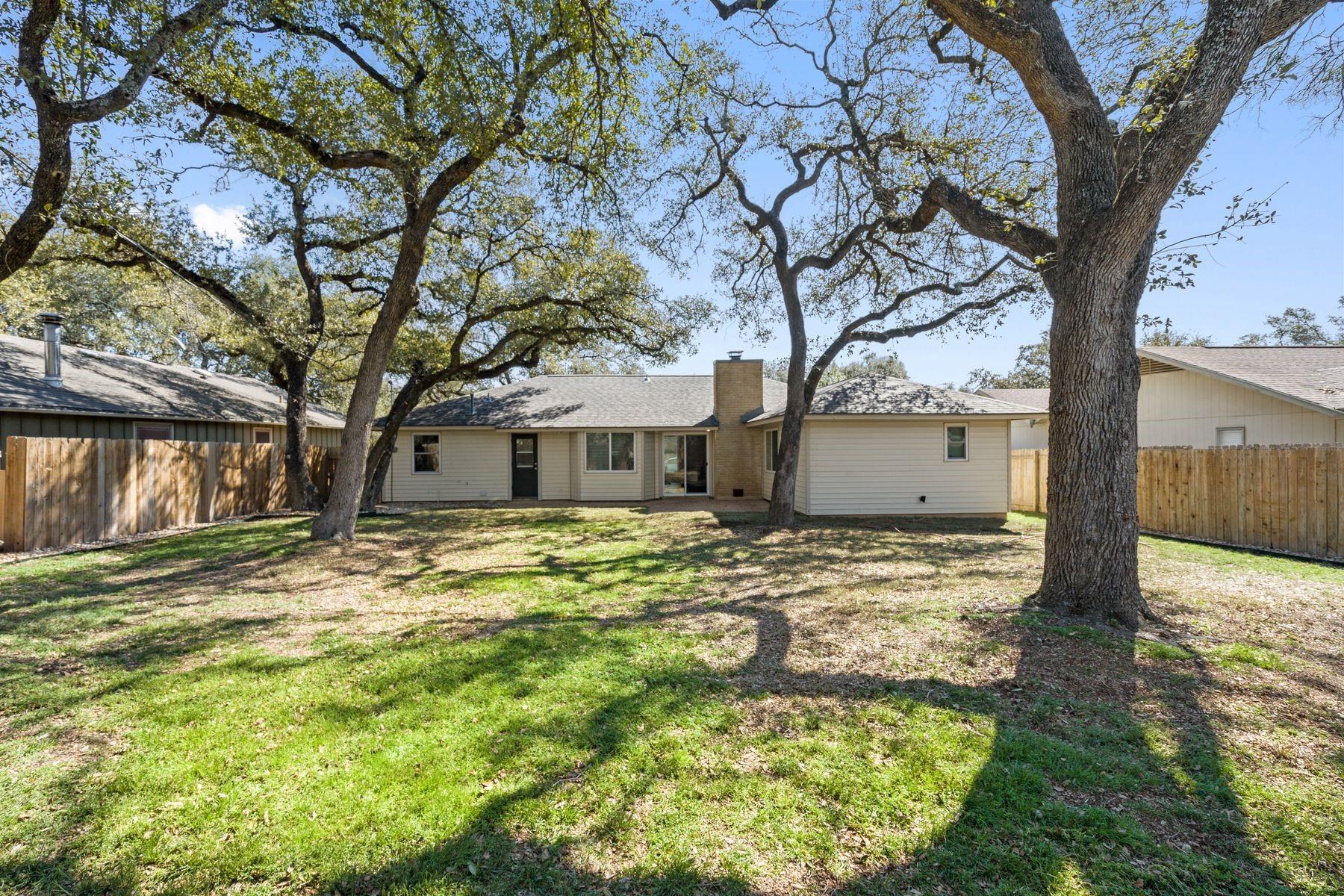 11704 Broad Oaks Dr Property Photo 25