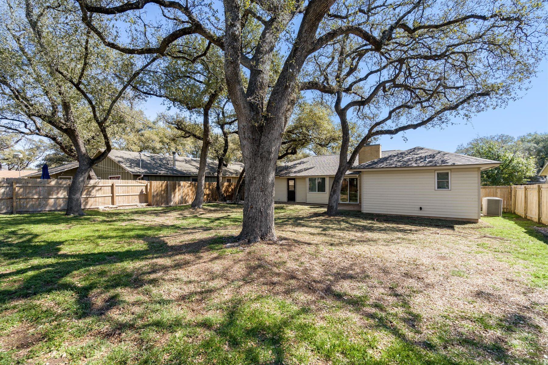 11704 Broad Oaks Dr Property Photo 26