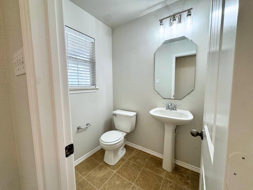 716 Alamo Plaza Dr Property Photo 7