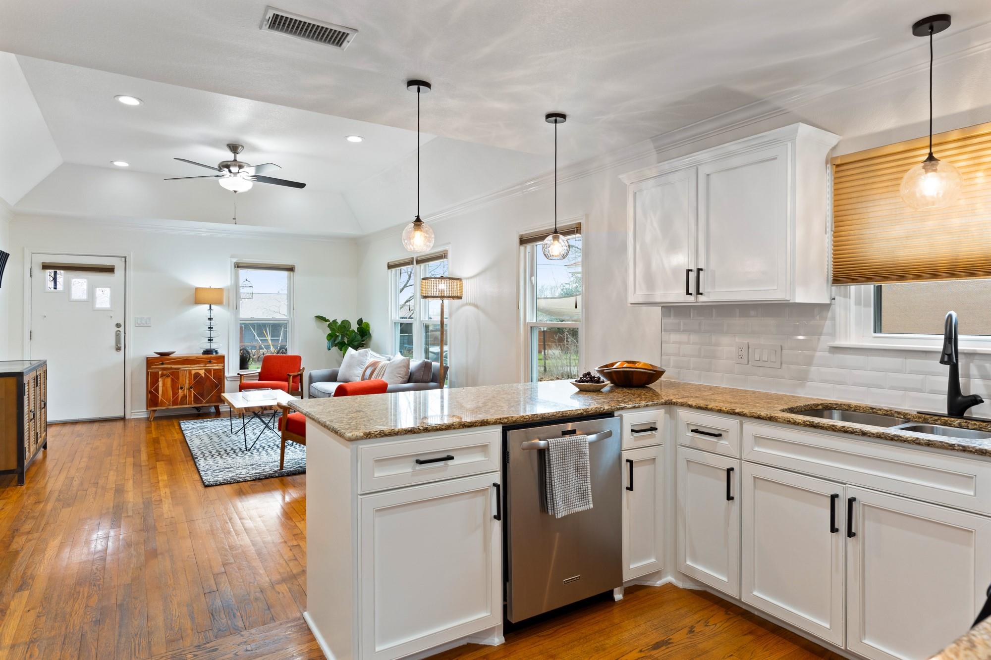 1314 Madison Ave Property Photo 1