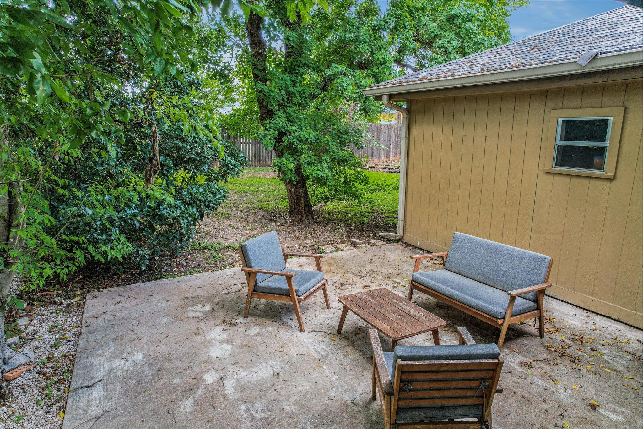 3409 Banton Rd #b Property Photo 9