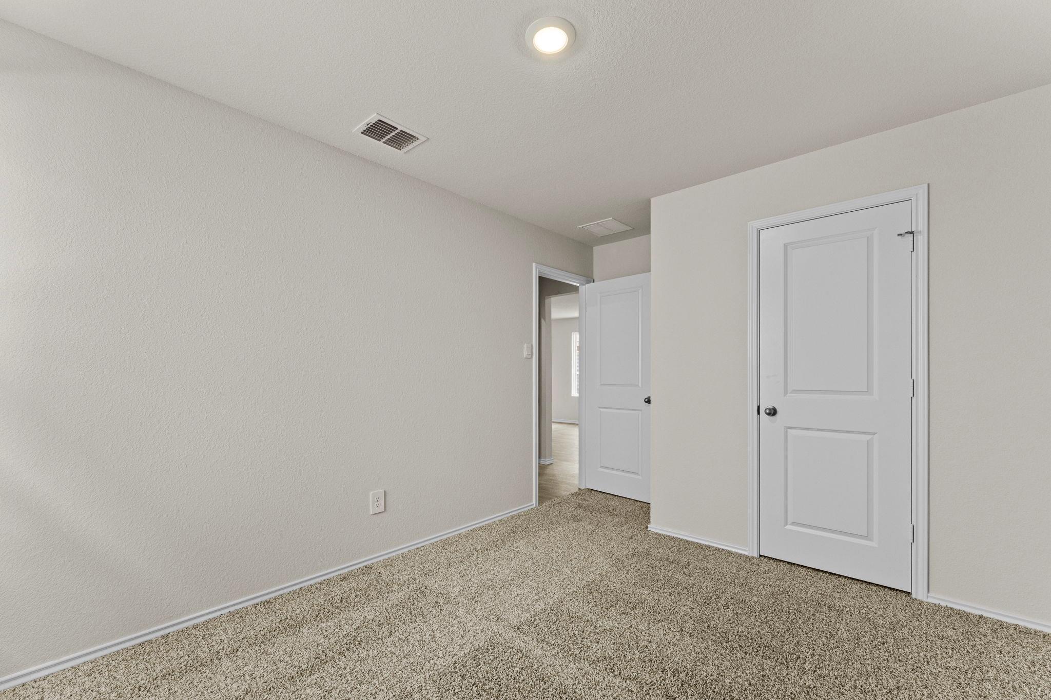 455 Low Pasture Trl Property Photo 13