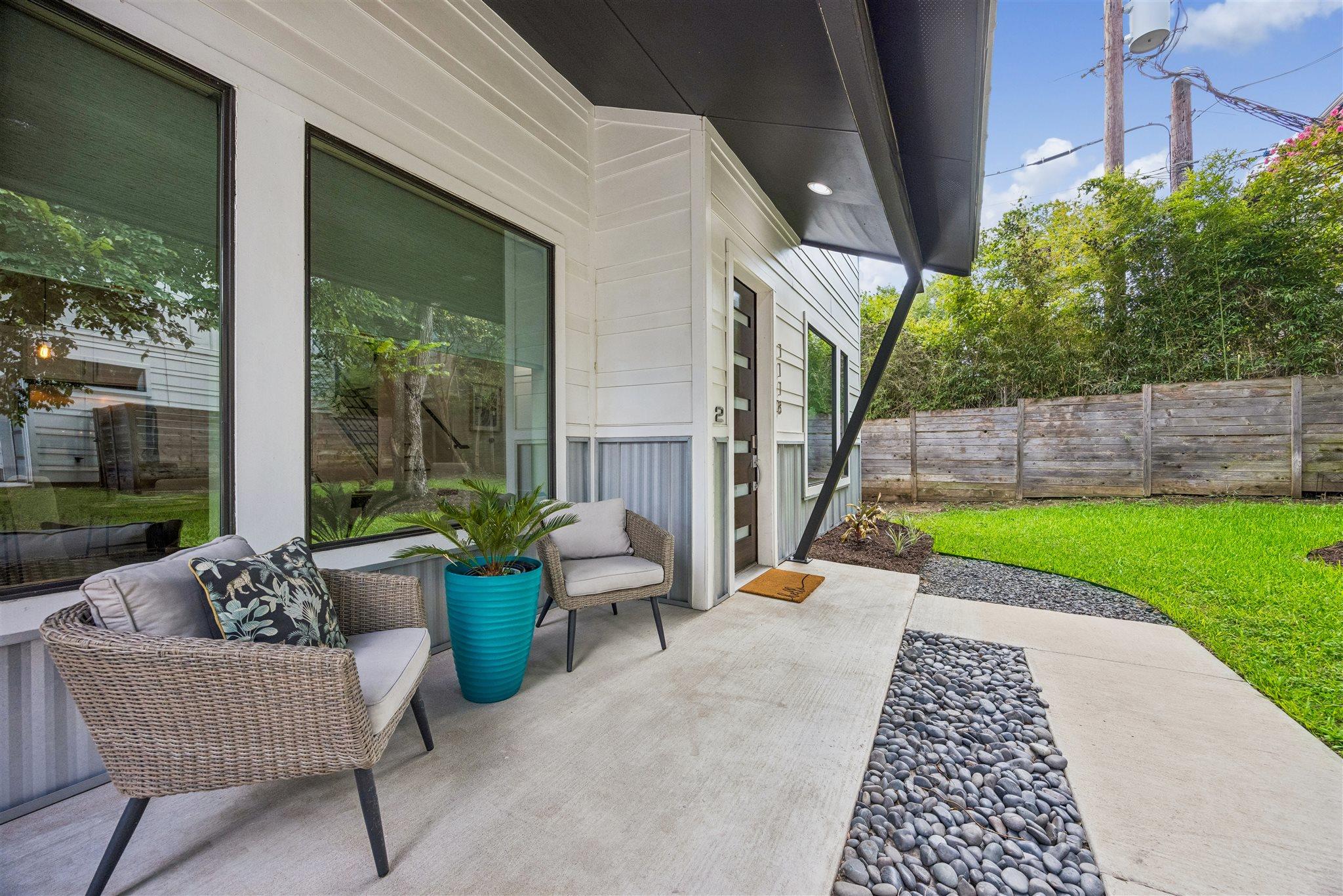 1118 Algarita Ave #2 Property Photo 24