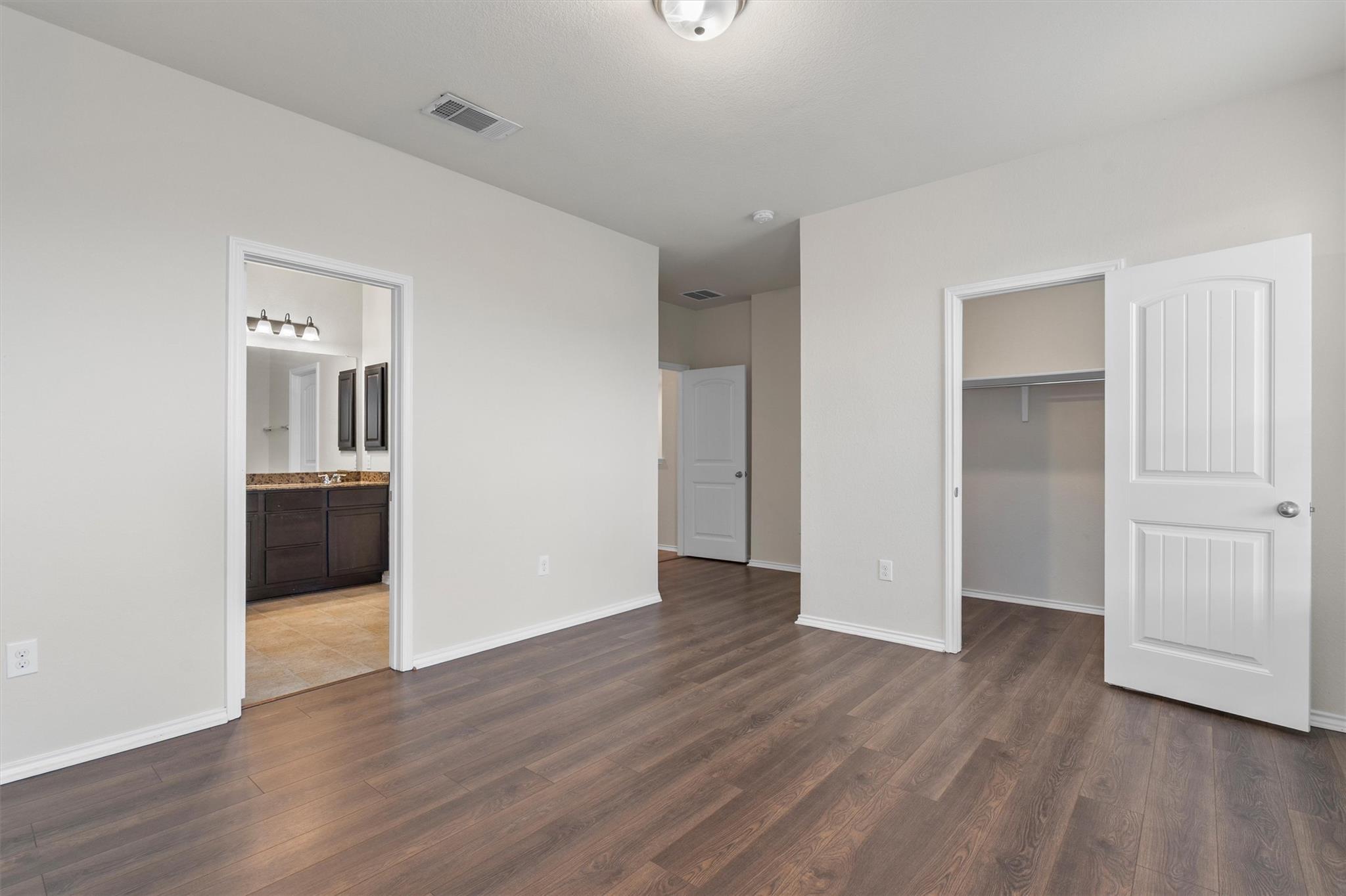 7604 Knockfin Dr Property Photo 16