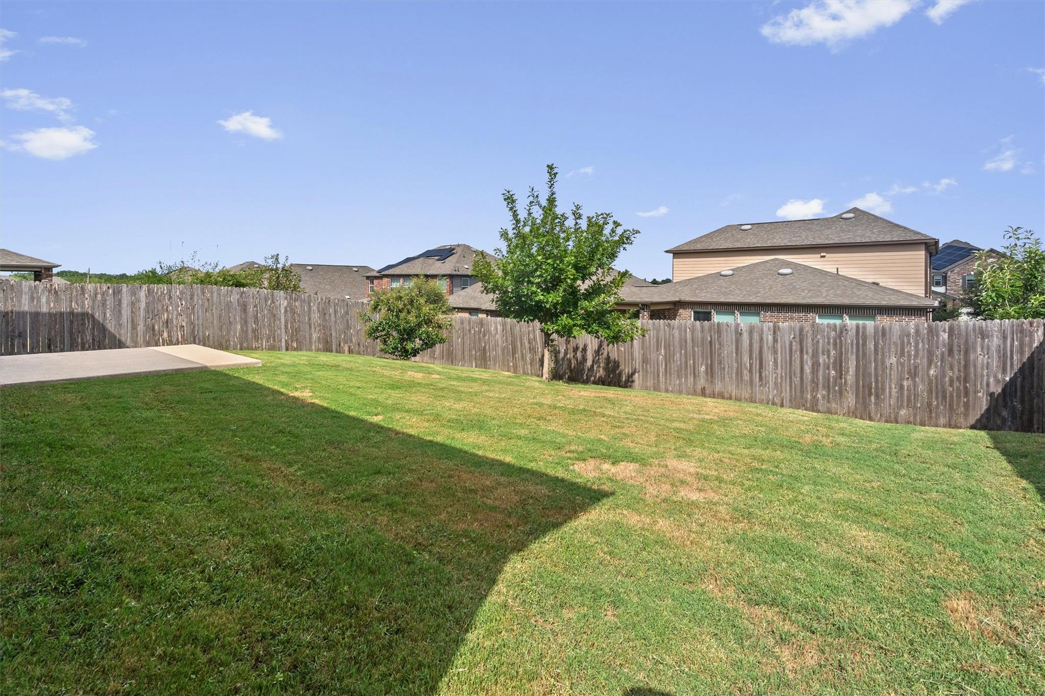 7604 Knockfin Dr Property Photo 28