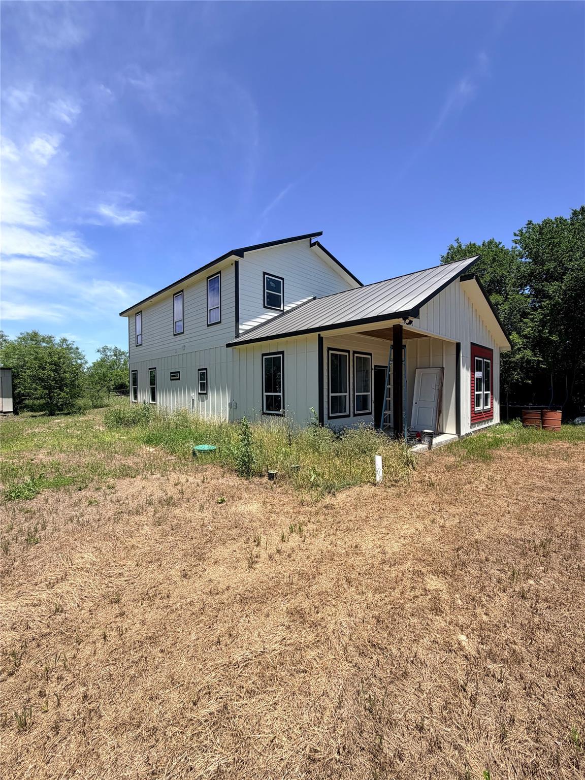 2030 Ash St Property Photo 5