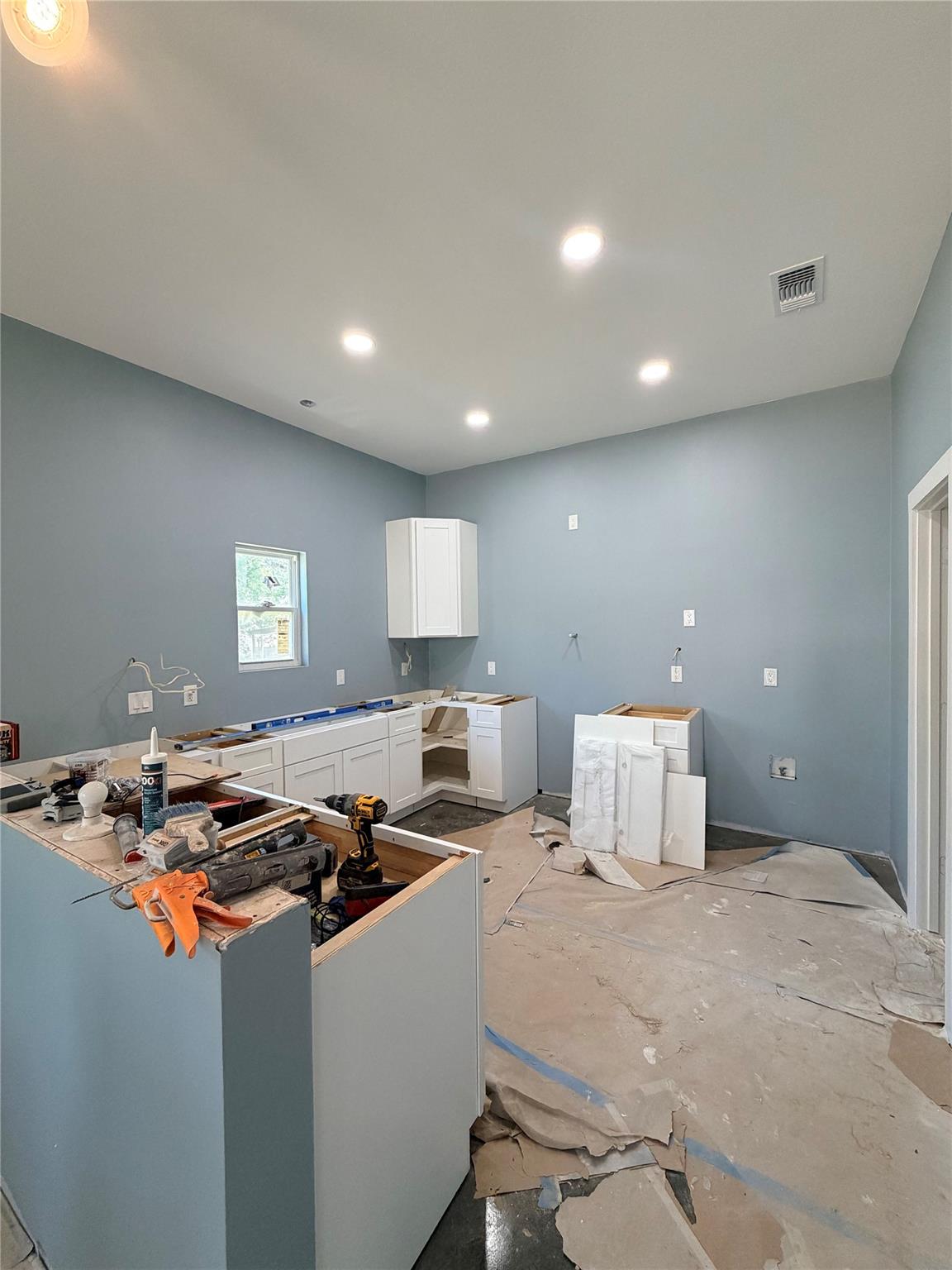 2030 Ash St Property Photo 10