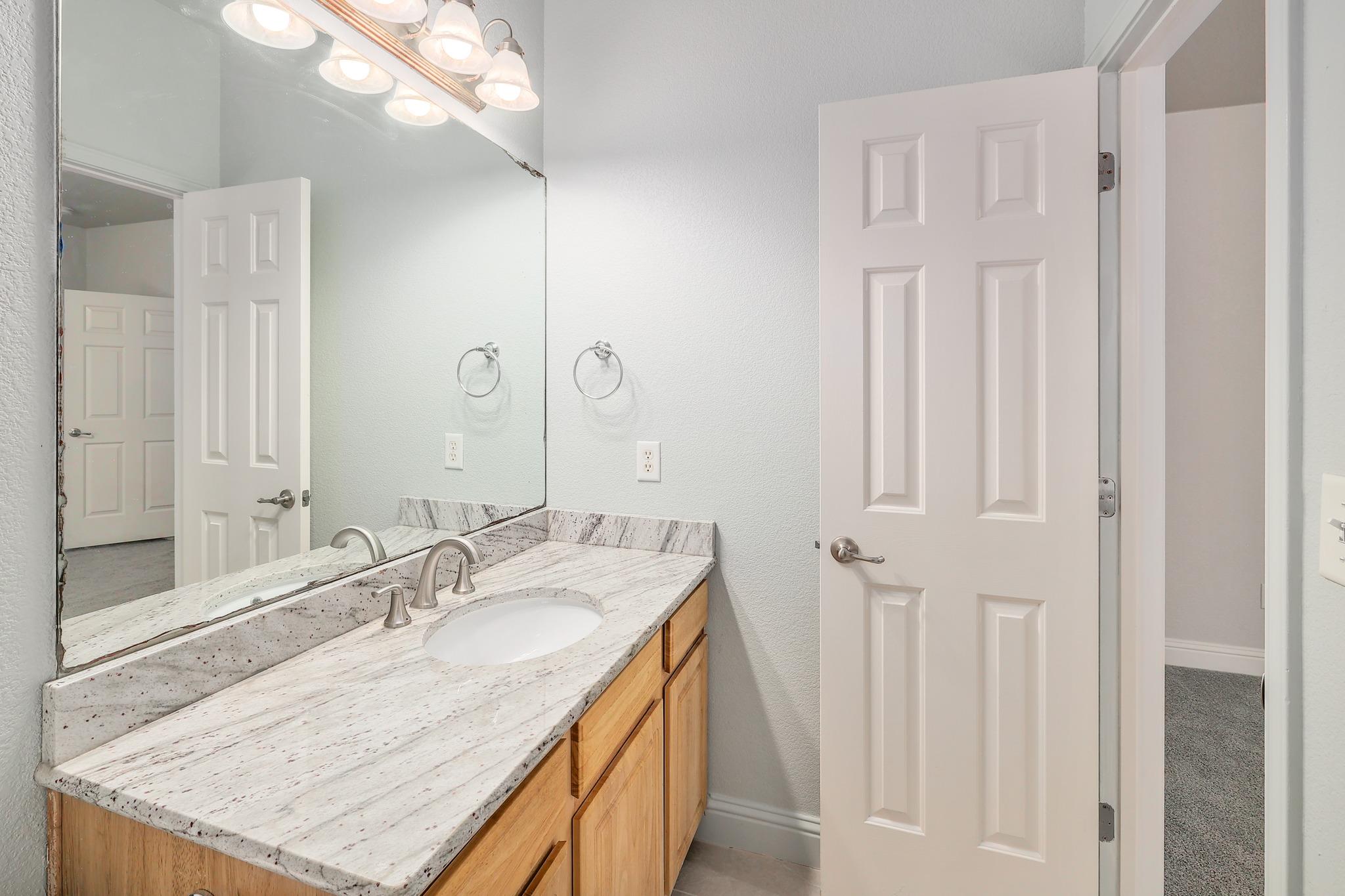 4803 Pecan Springs Rd #b Property Photo 17