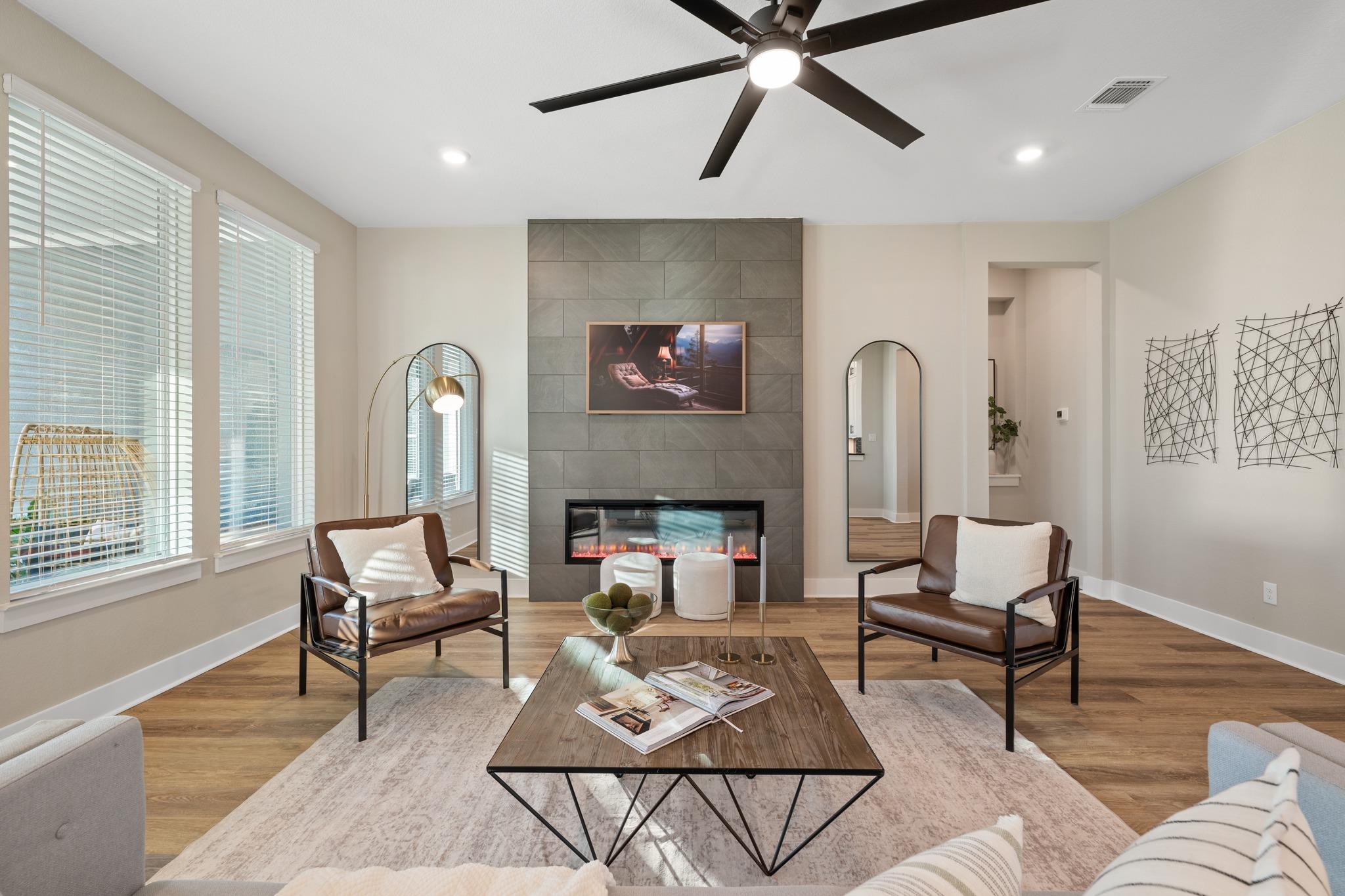 2345 Beebalm St Property Photo 15