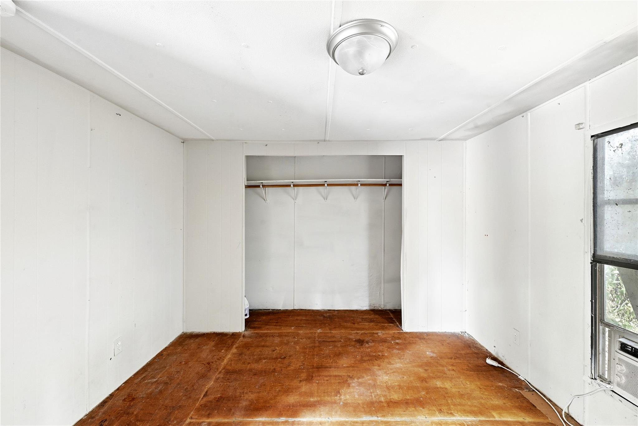 601 Len Bar Ct Property Photo 13