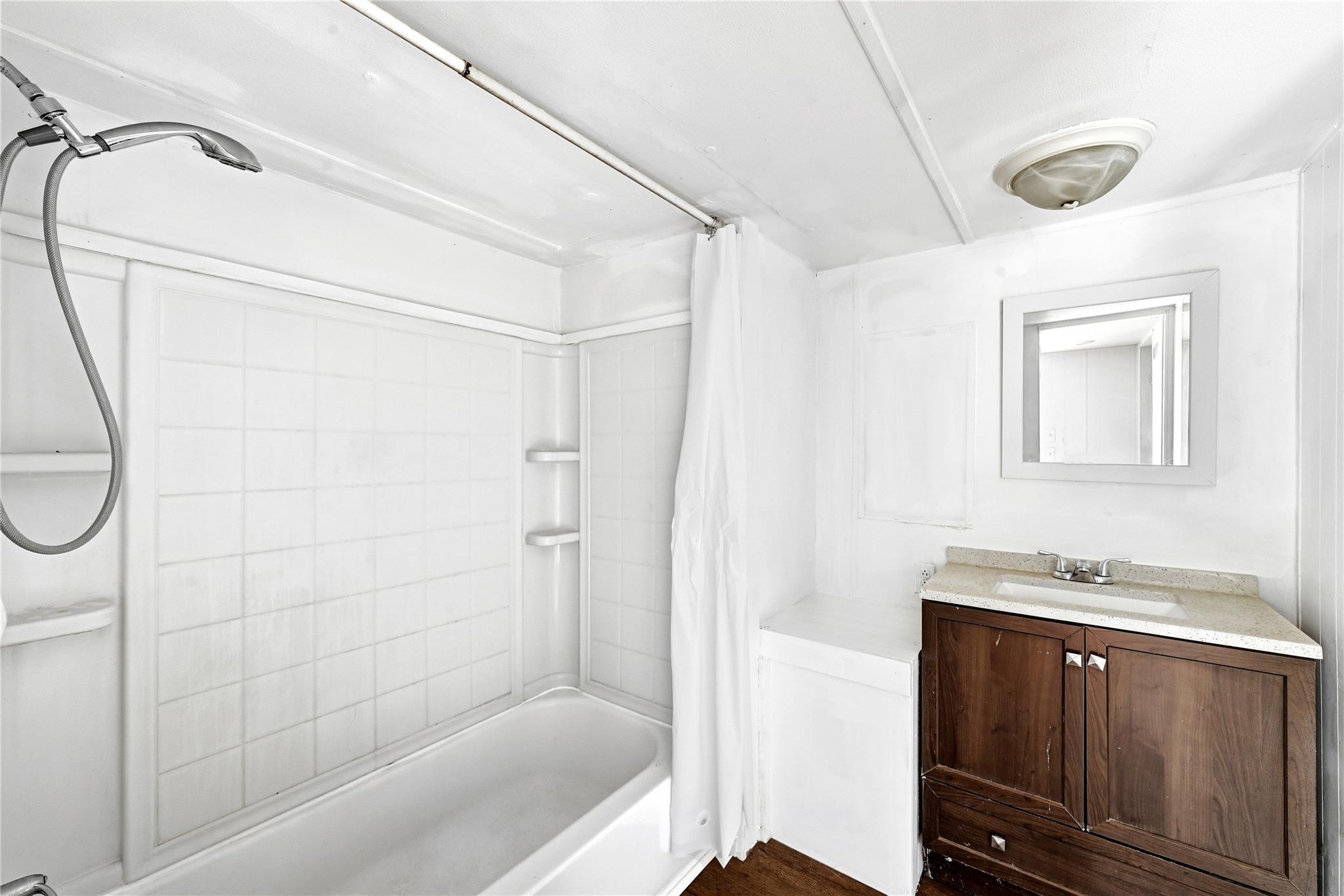 601 Len Bar Ct Property Photo 16