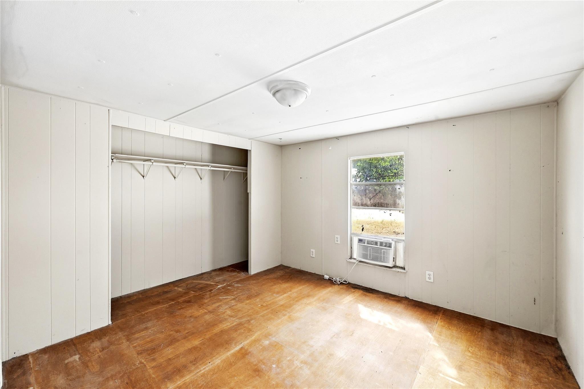 601 Len Bar Ct Property Photo 17