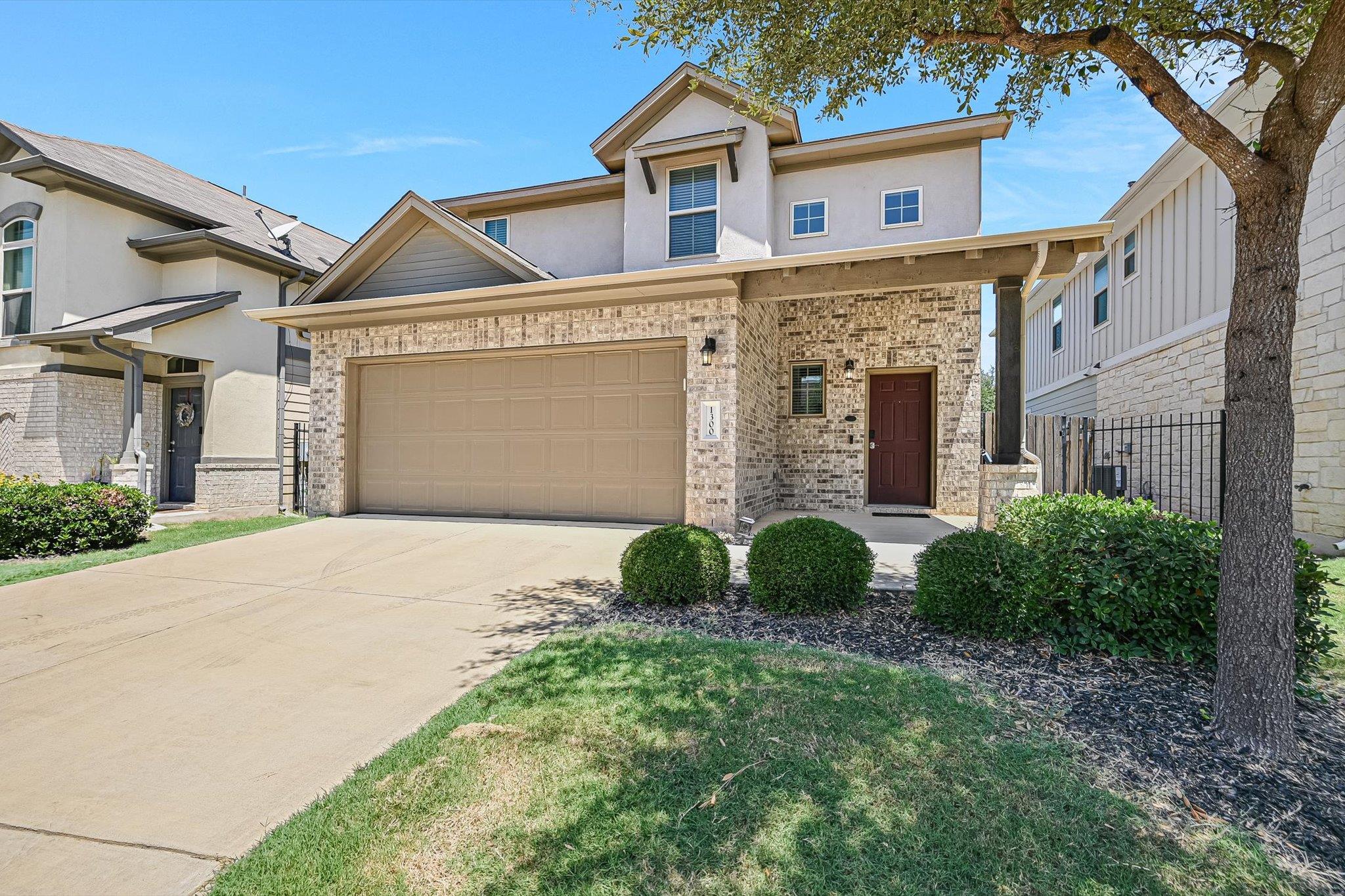 1300 Falconer Way Property Photo 1