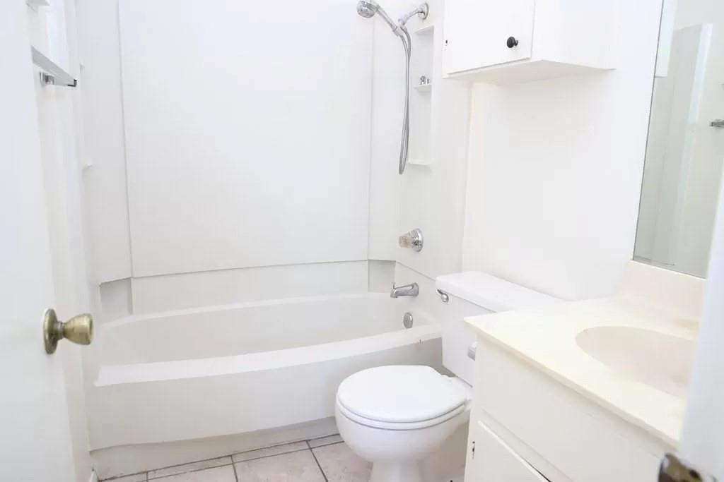 4701 Red River St #302 Property Photo 6