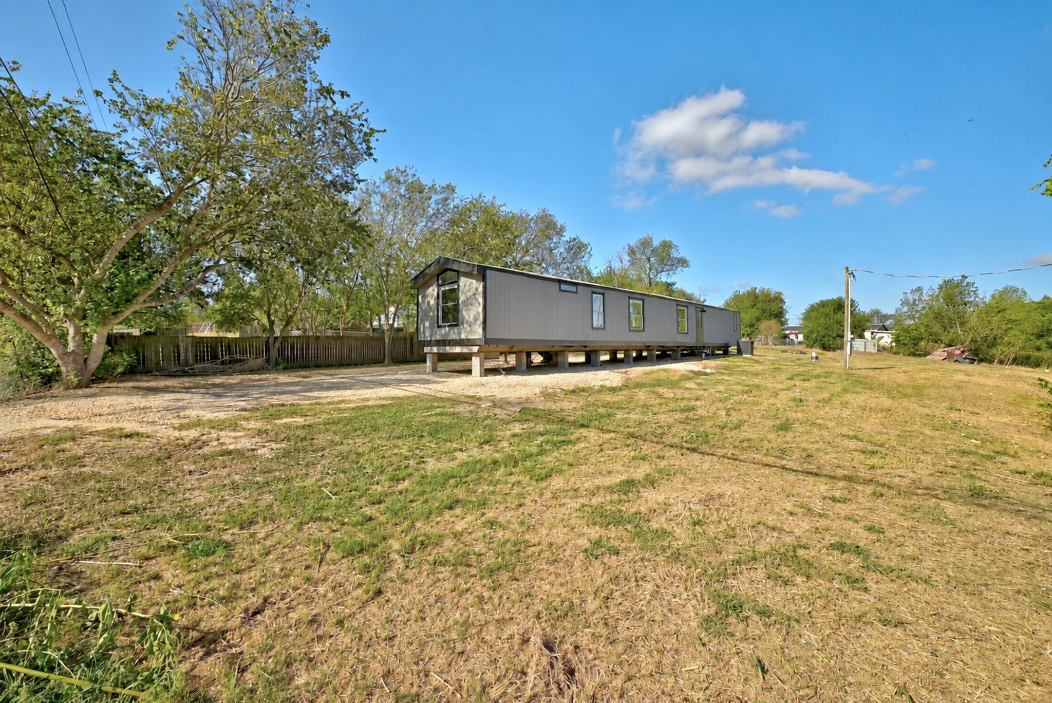 212 Greenfield Rd Property Photo 19