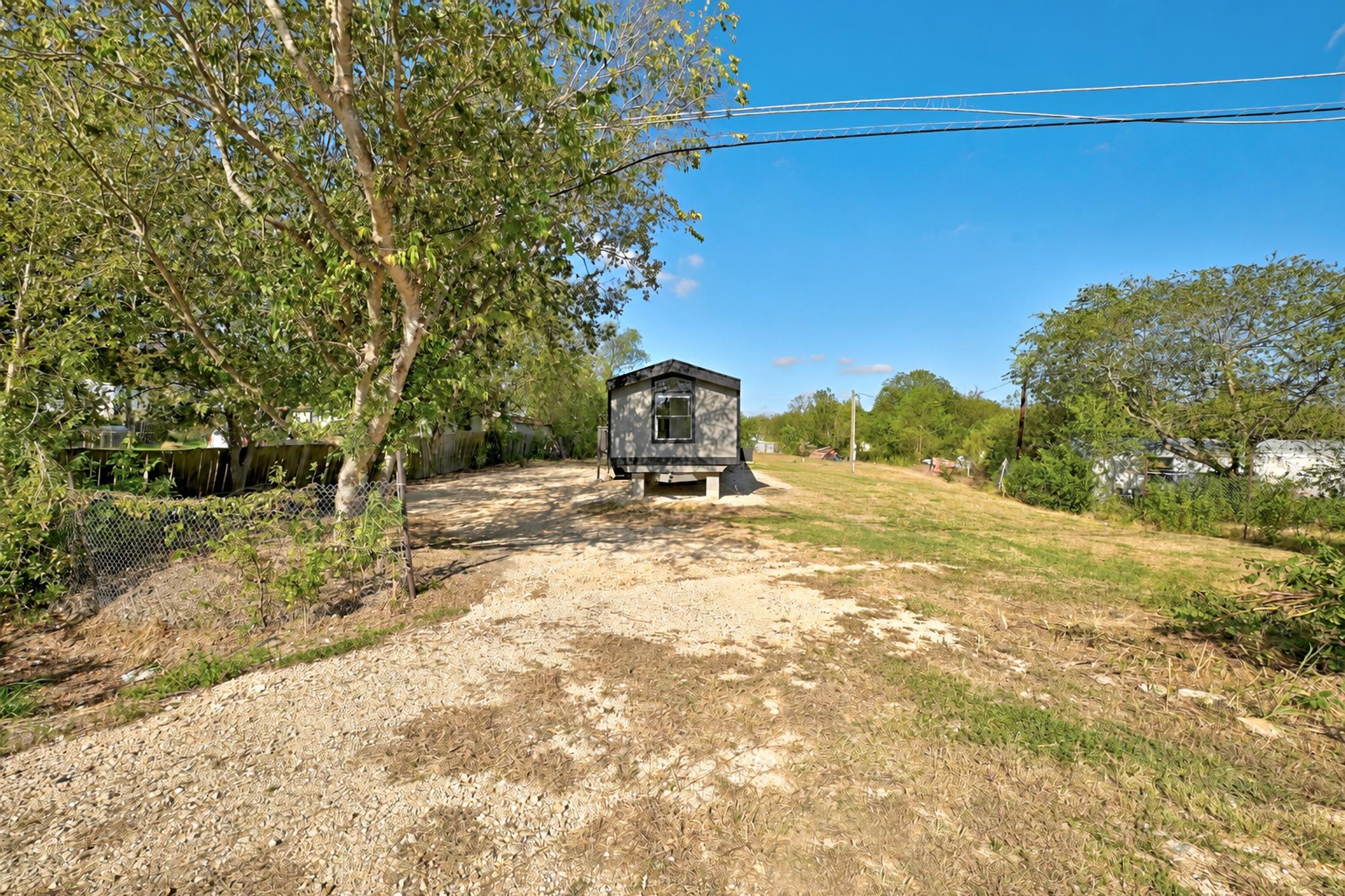 212 Greenfield Rd Property Photo 20