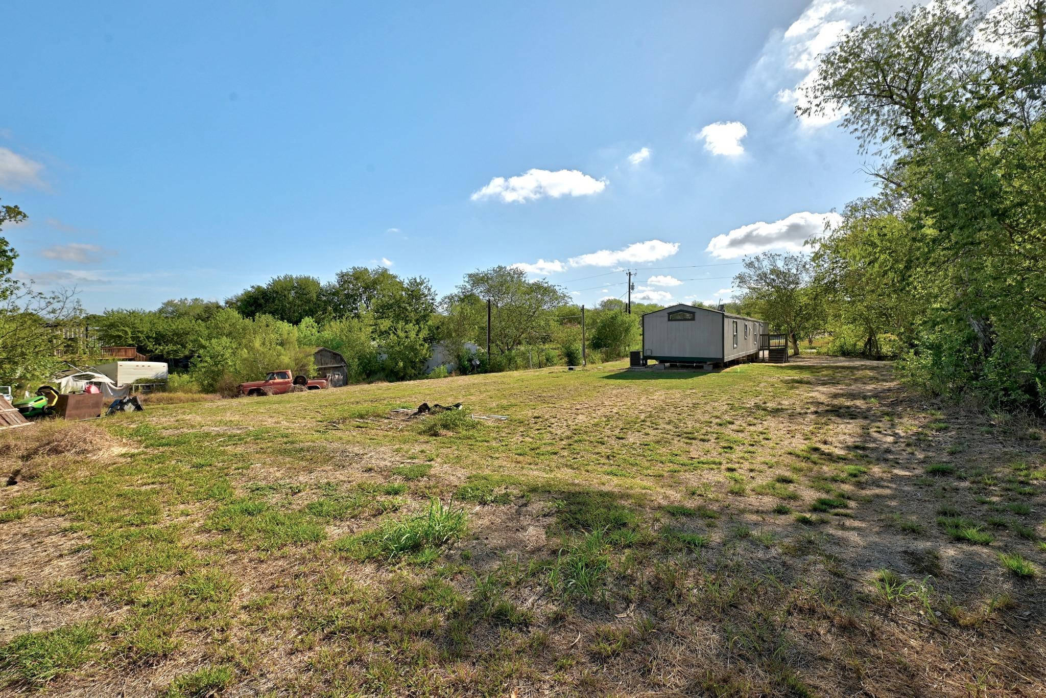 212 Greenfield Rd Property Photo 25