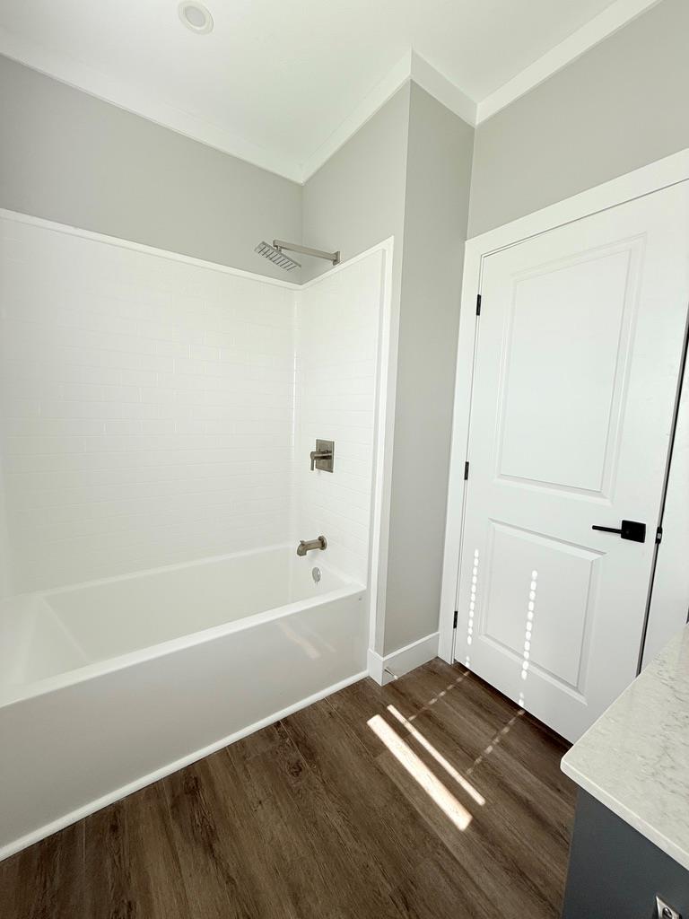 2031 Applewood Dr Property Photo 16