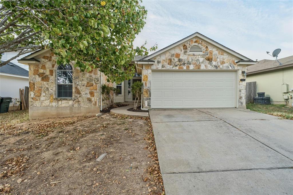 15205 Bullace ST Property Photo 1
