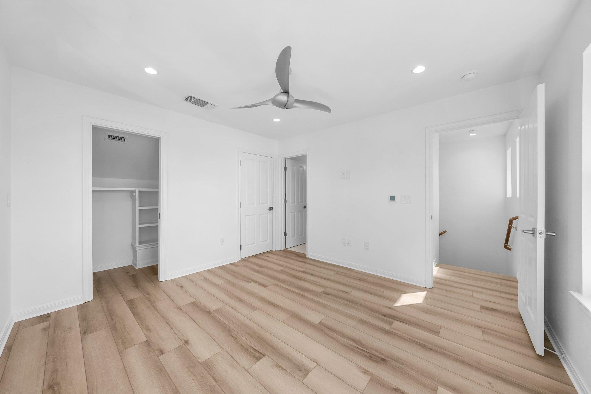 512 W Saint Johns Ave #b (back Unit) Property Photo 12