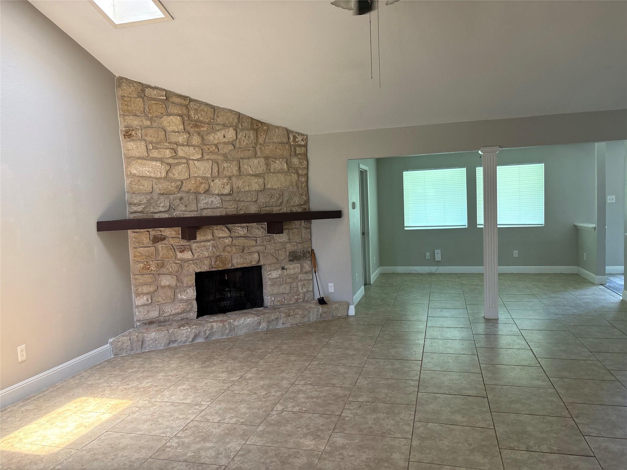 11201 Amethyst Trl Property Photo 8