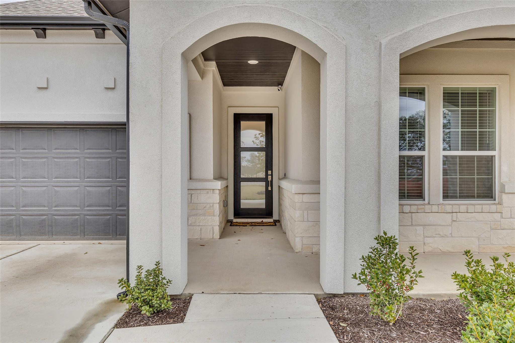 8517 Grenadier Dr Property Photo 3