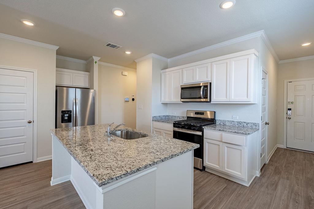 10609 Best Bet Way Property Photo 5