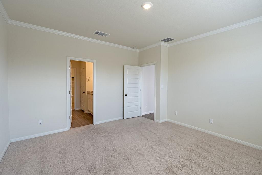 10609 Best Bet Way Property Photo 9