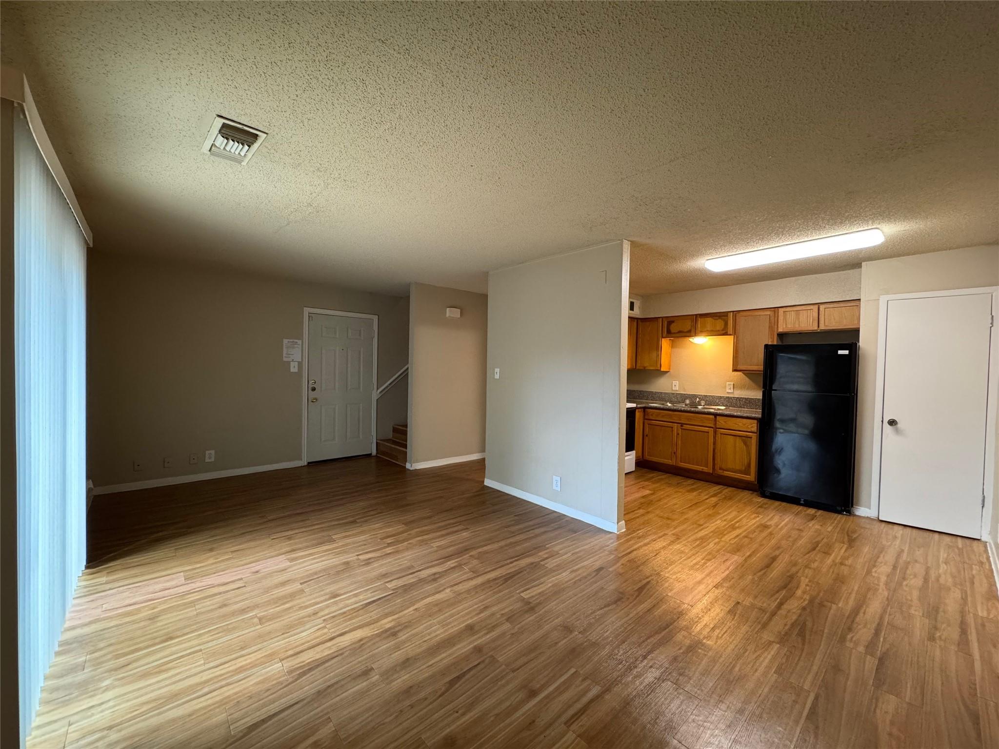 4902 West Wind Trl #103 Property Photo 4