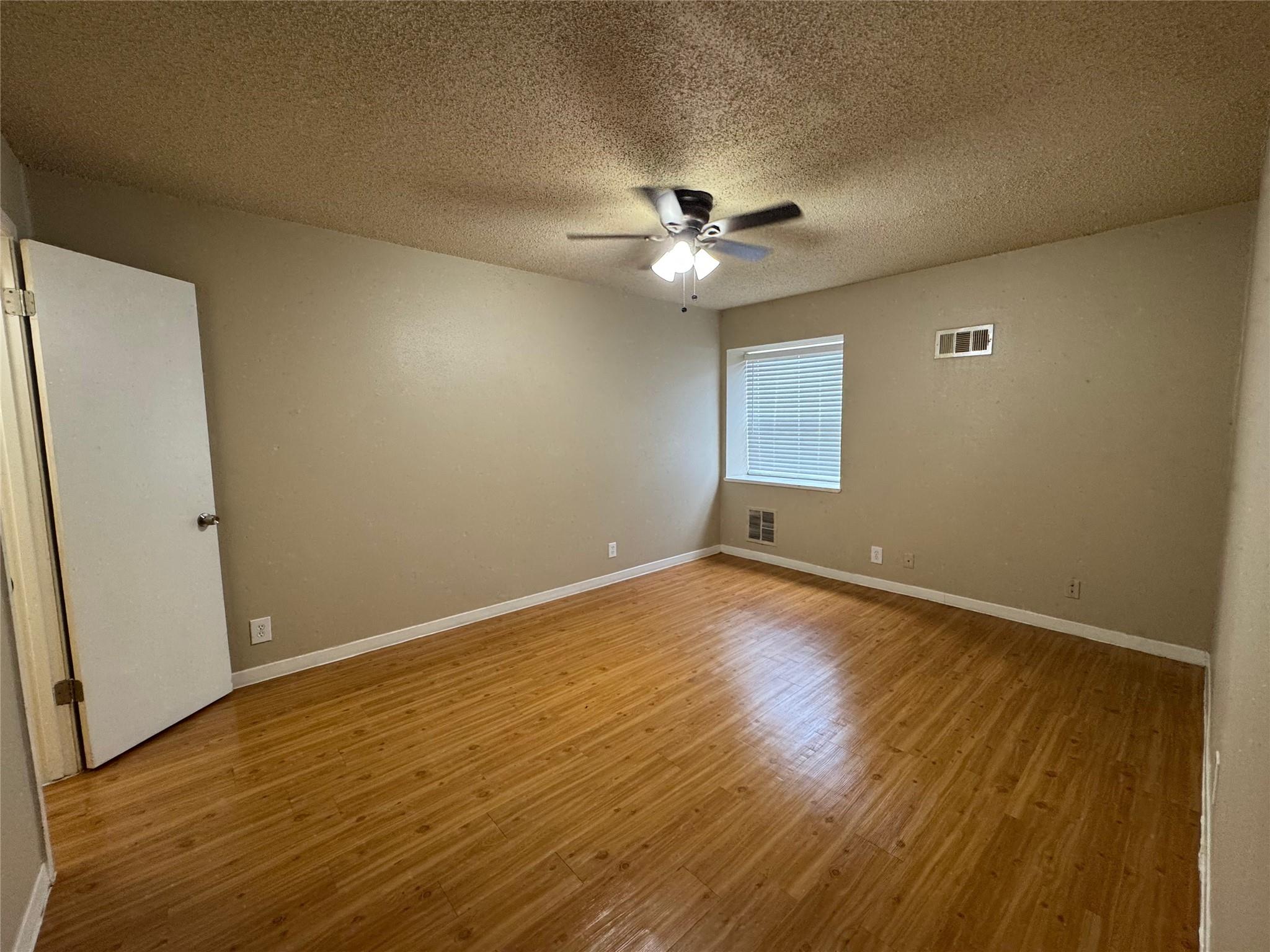 4902 West Wind Trl #103 Property Photo 14