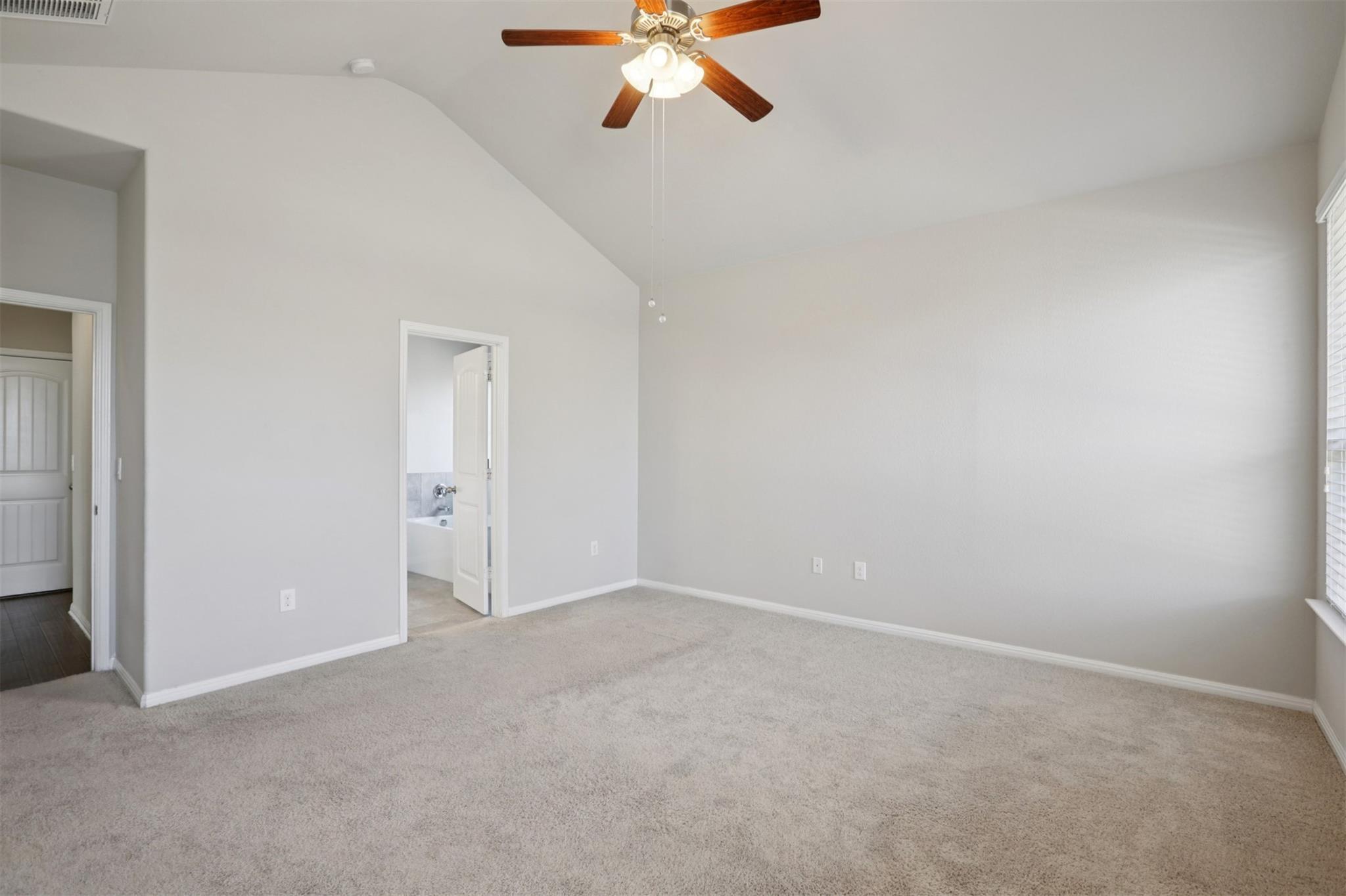 109 Serrano St Property Photo 14