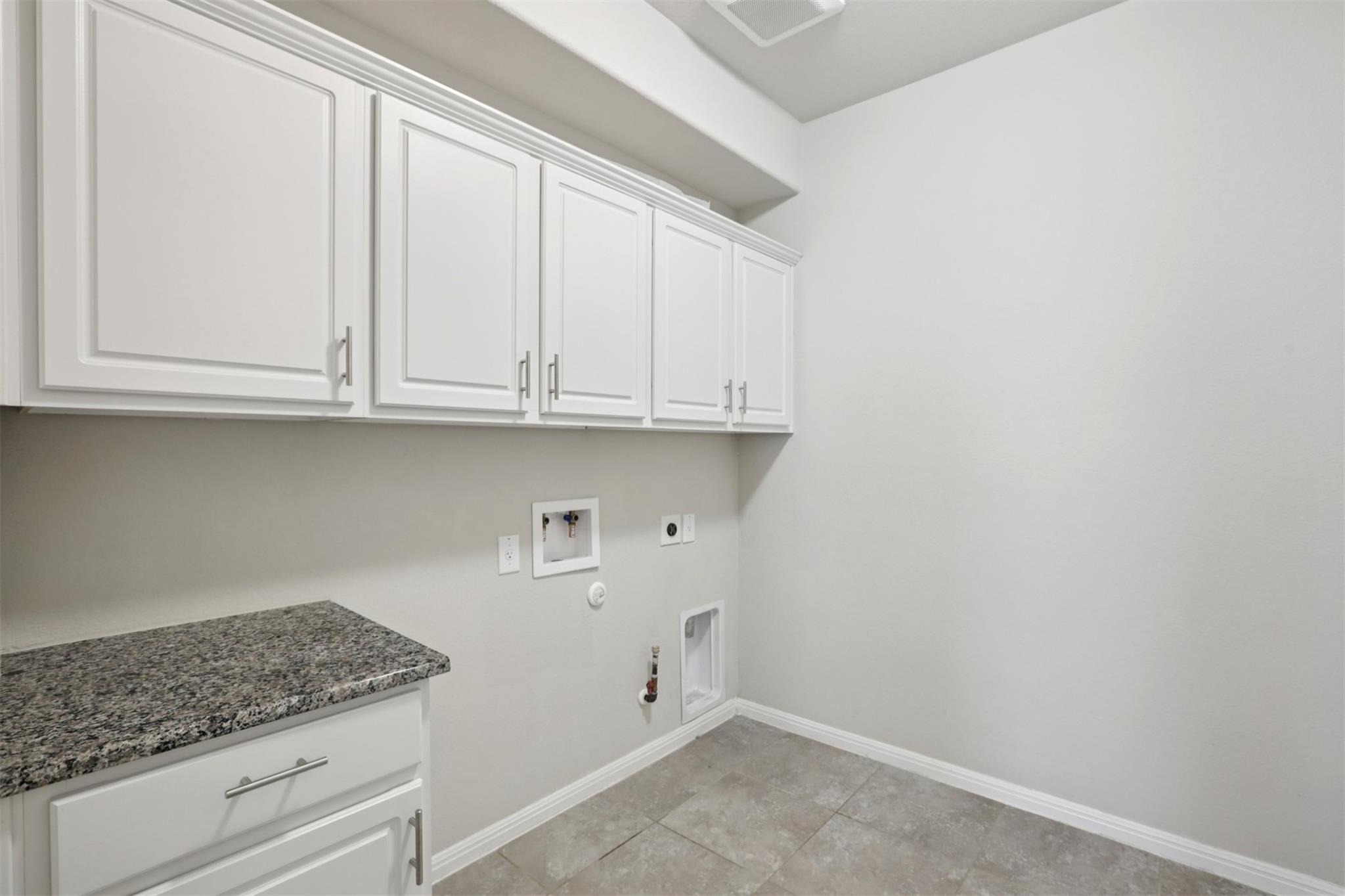 109 Serrano St Property Photo 19