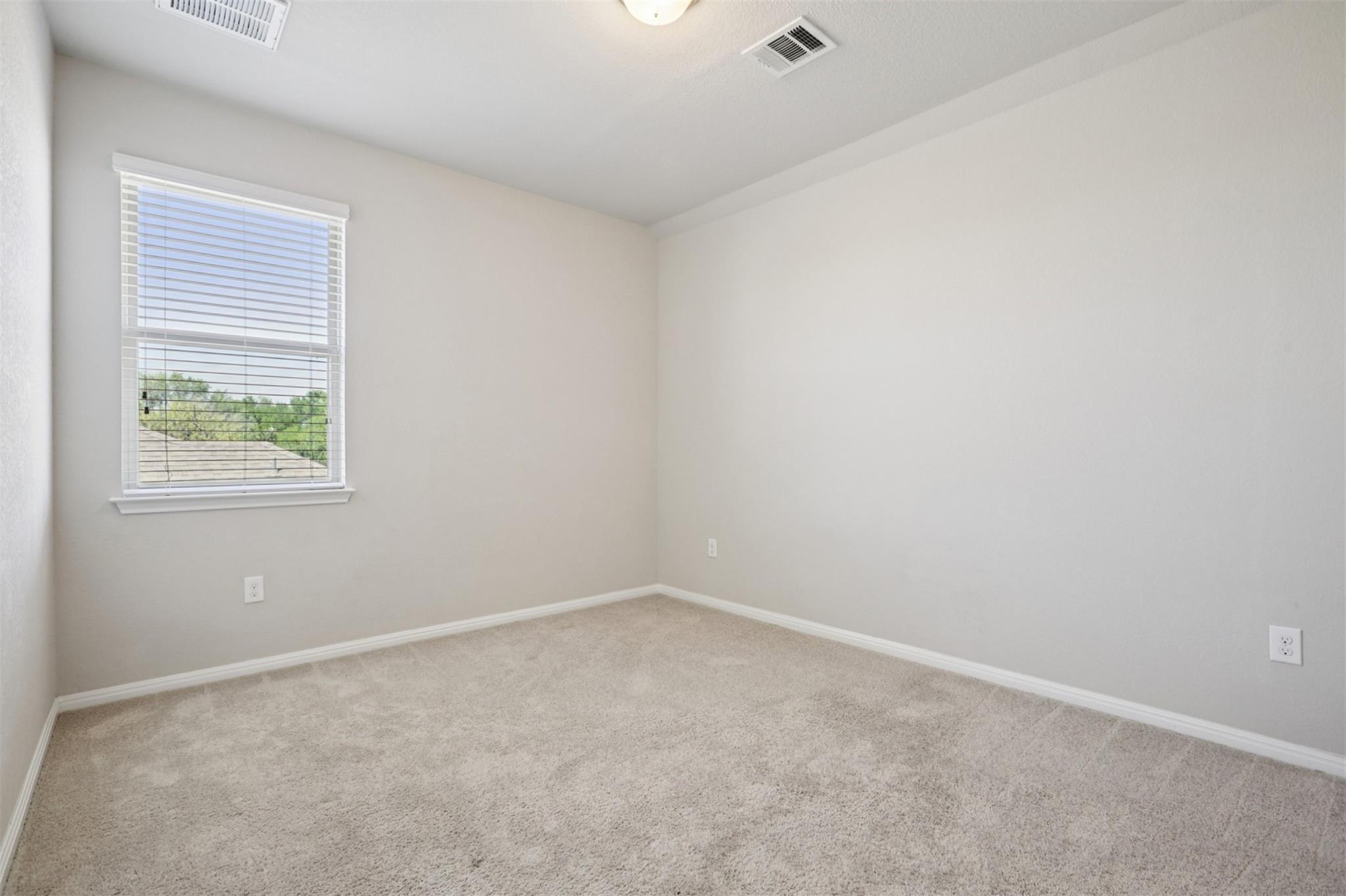 109 Serrano St Property Photo 22
