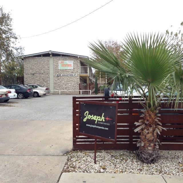 820 Houston Street St #207 Property Photo 1