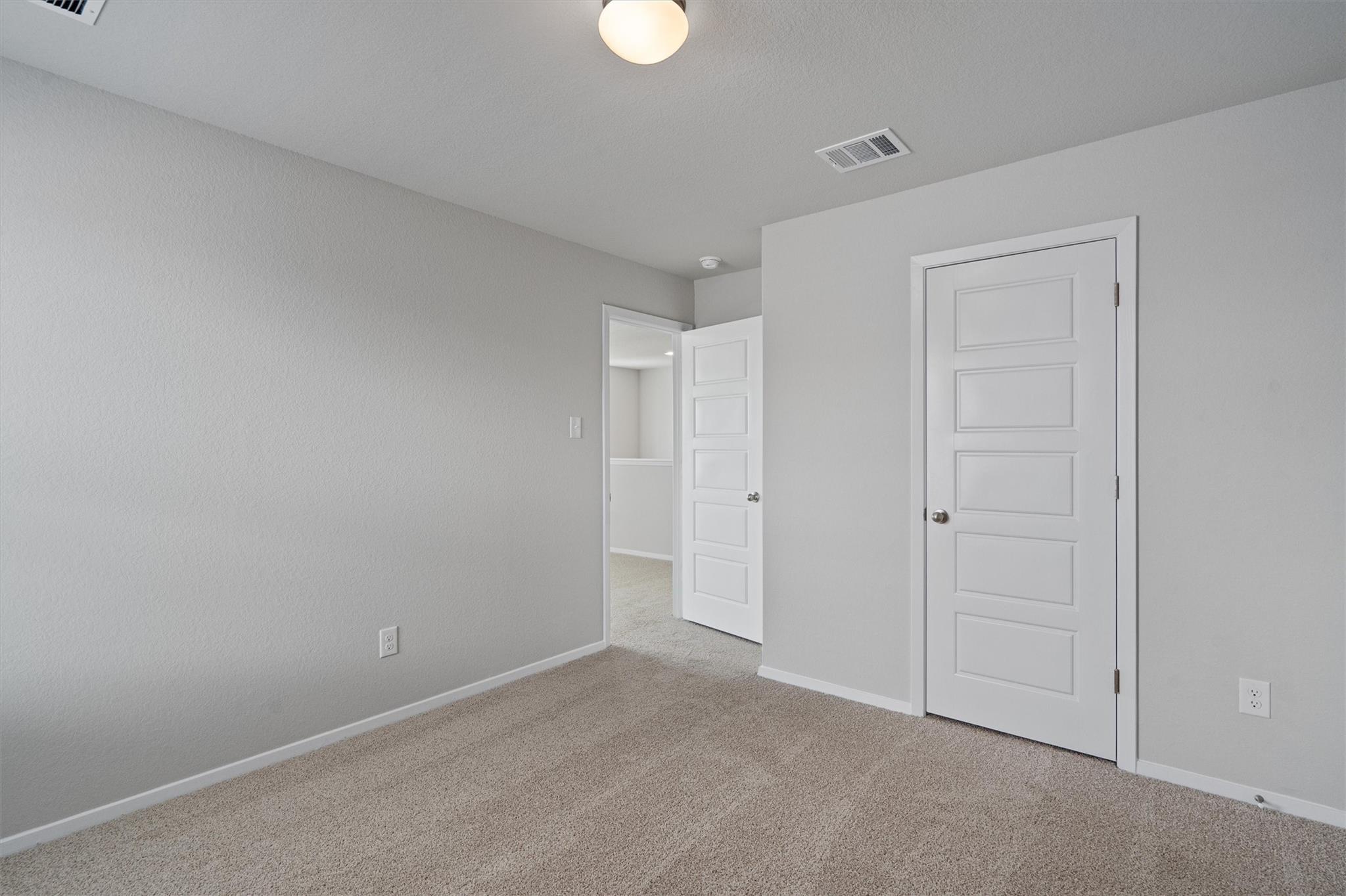 621 Running Creek Dr Property Photo 24