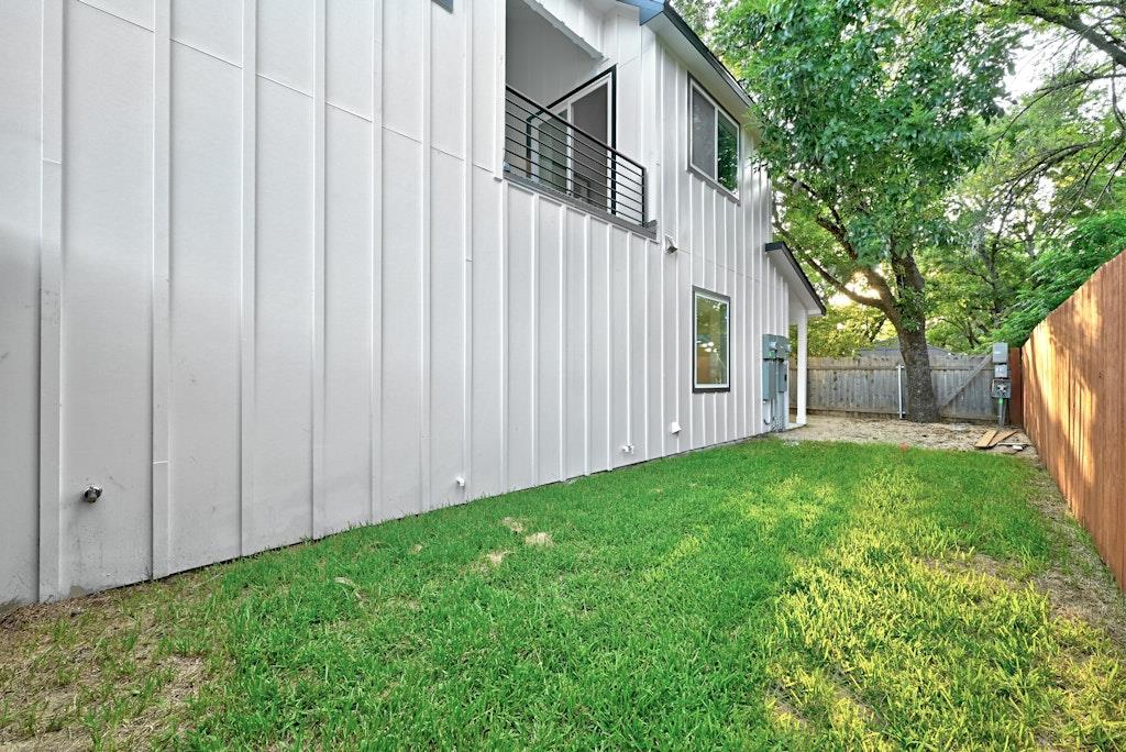 6210 Larch Ter #b Property Photo 23