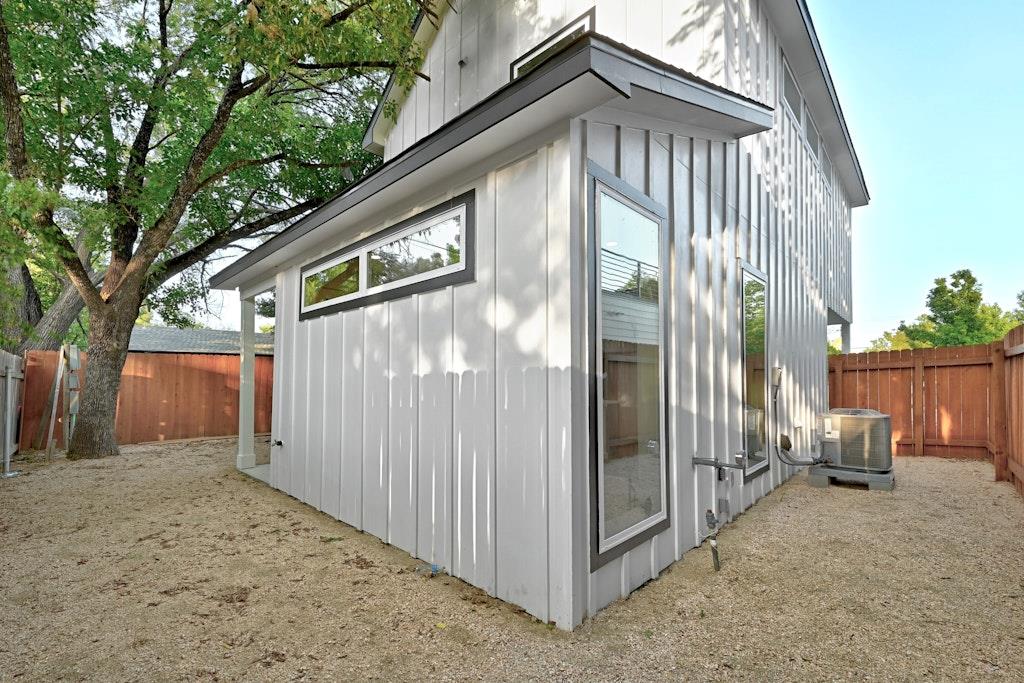 6210 Larch Ter #b Property Photo 25