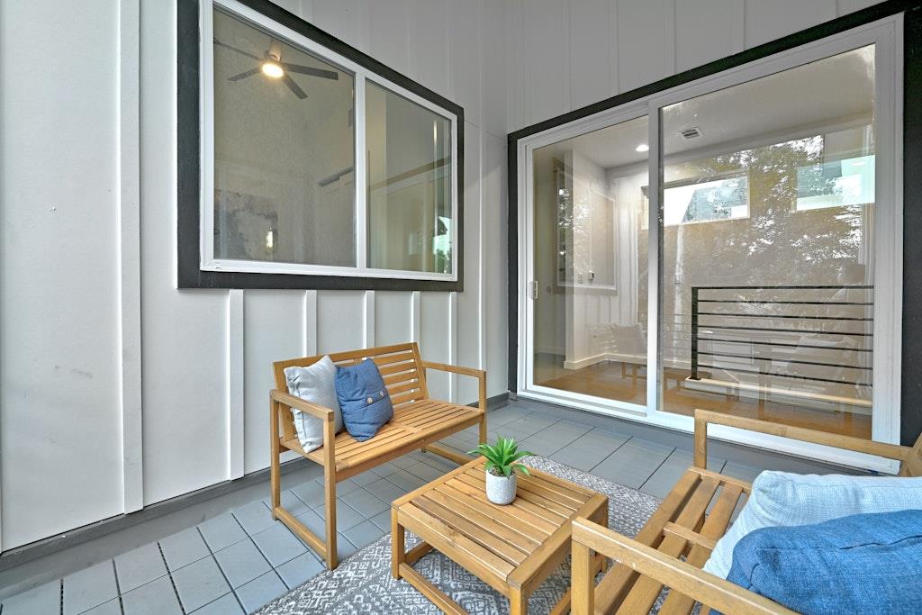 6210 Larch Ter #b Property Photo 27