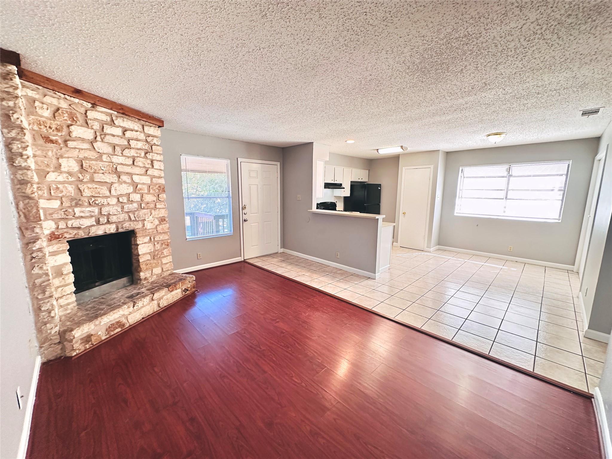 9808 Roxanna Dr #C Property Photo 1